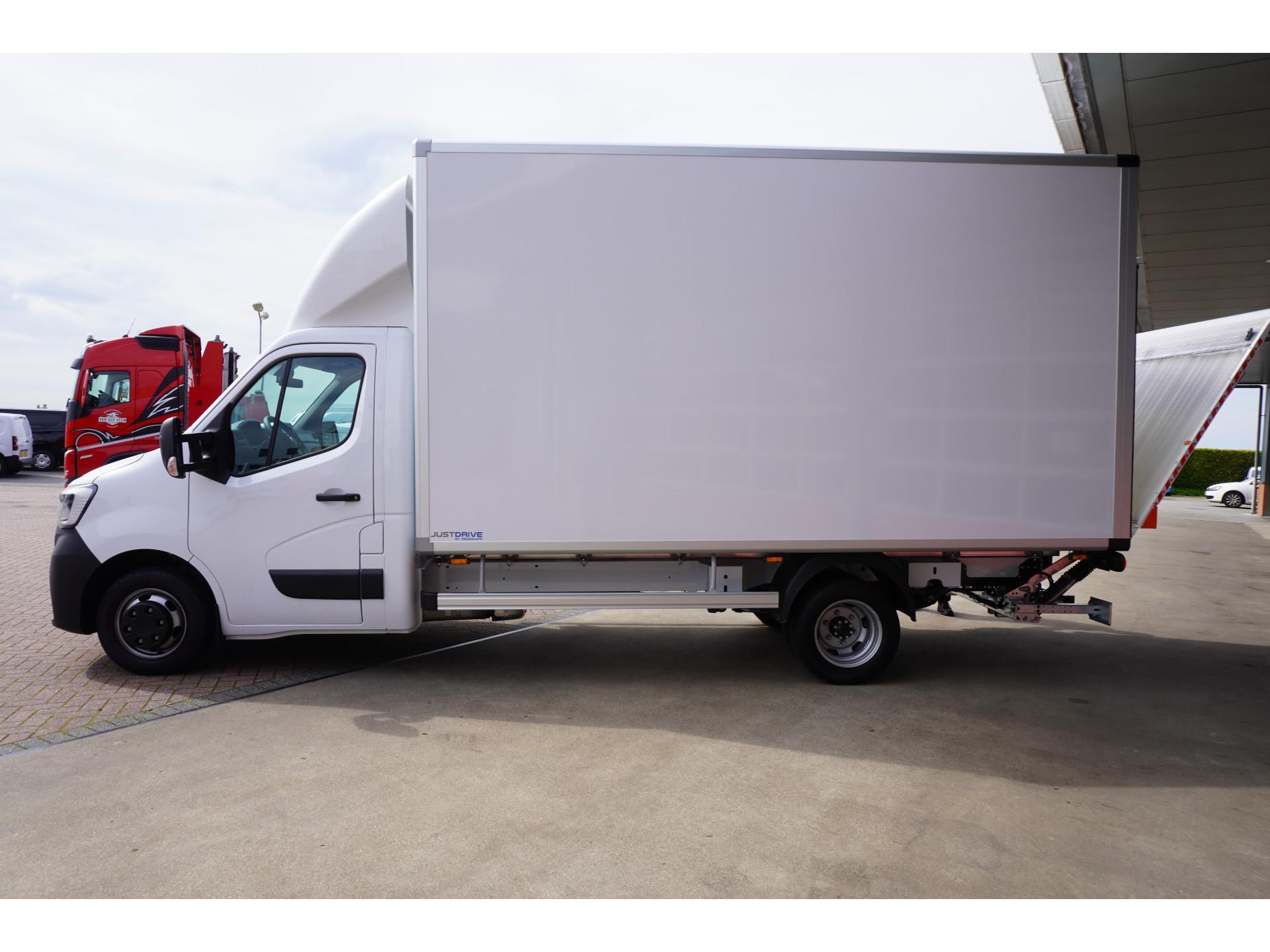 Foto 9 van Renault Master T35 2.3 dCi 165PK L4 Dubbel lucht Bakwagen met laadklep 1000KG