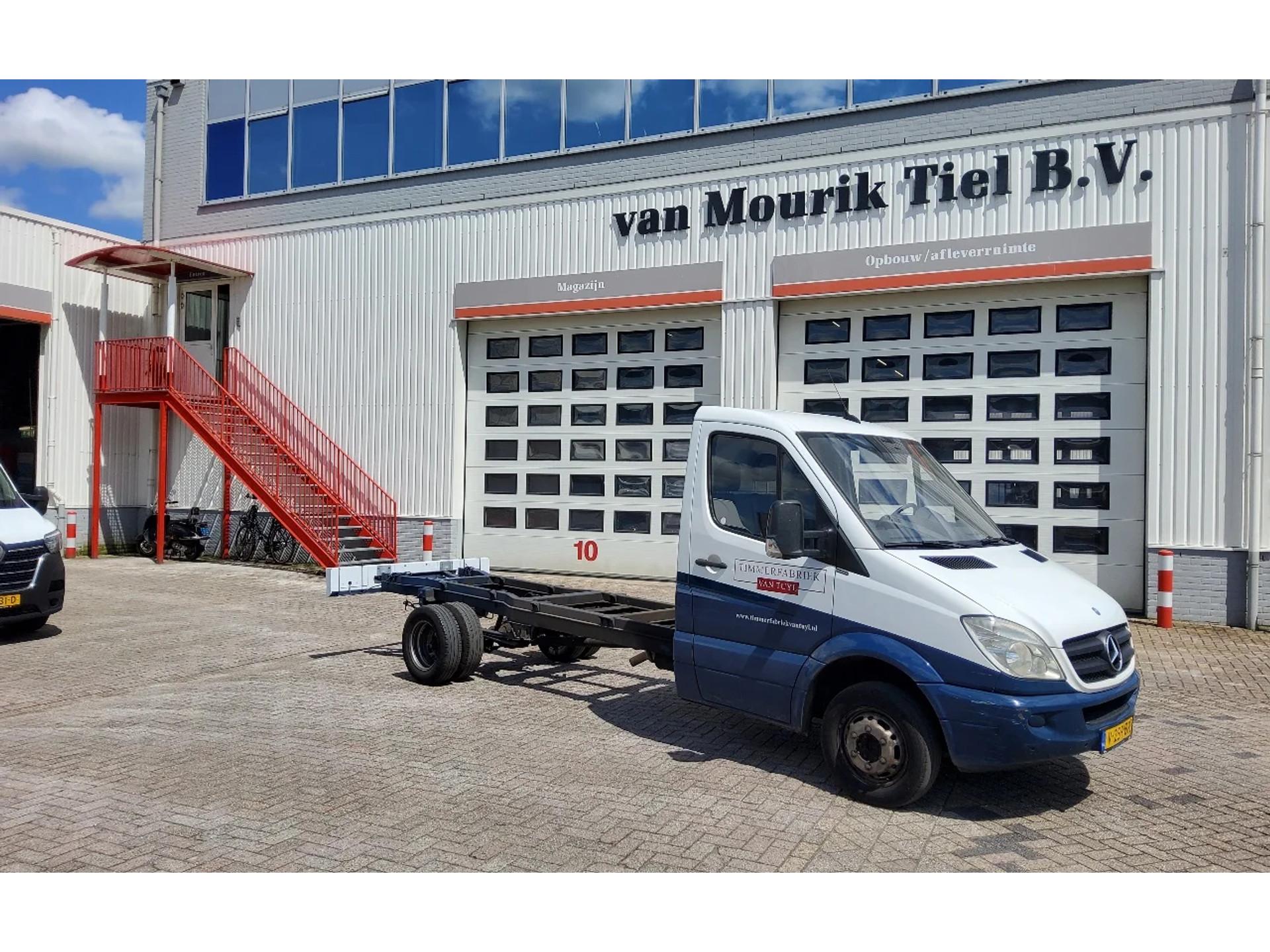 Foto 13 van Mercedes-Benz Sprinter 150 PK CHASSIS - EURO 4 - V-259-BR