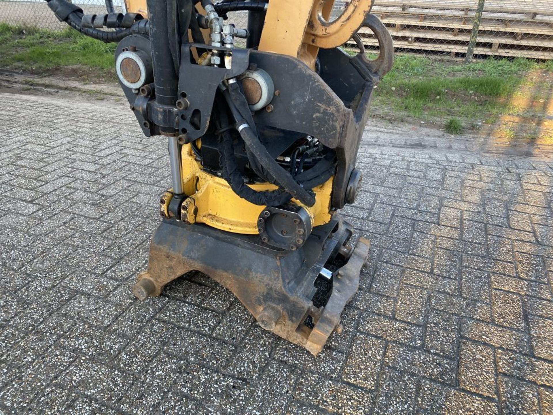 Foto 10 van Case WX 148