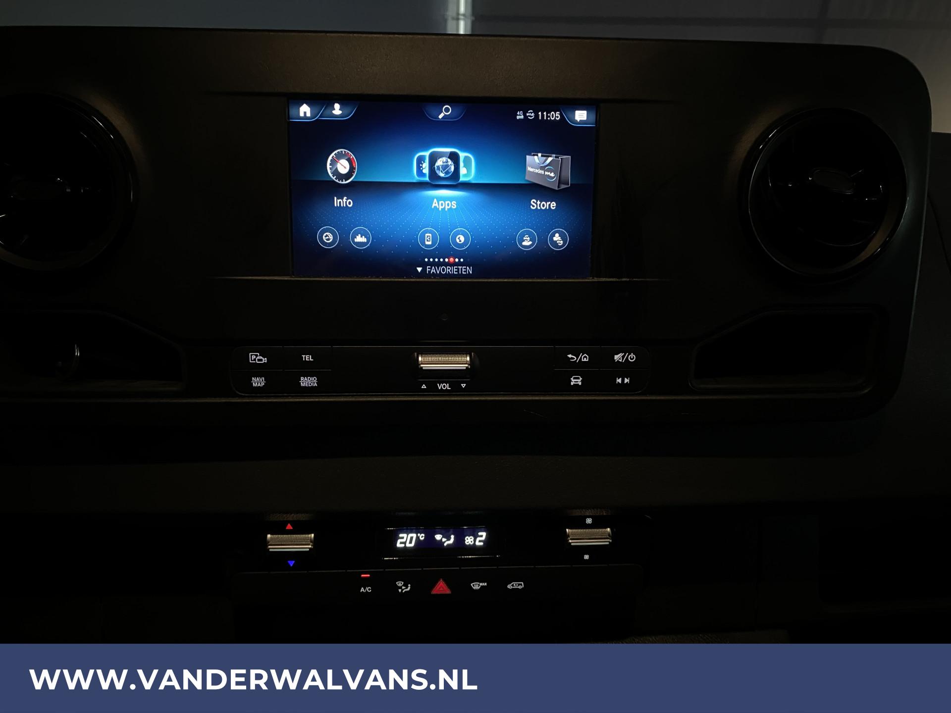 Foto 16 van Mercedes-Benz Sprinter 315CDI 150pk L3H2 Euro6 Airco | Camera | Navigatie | Cruisecontrol