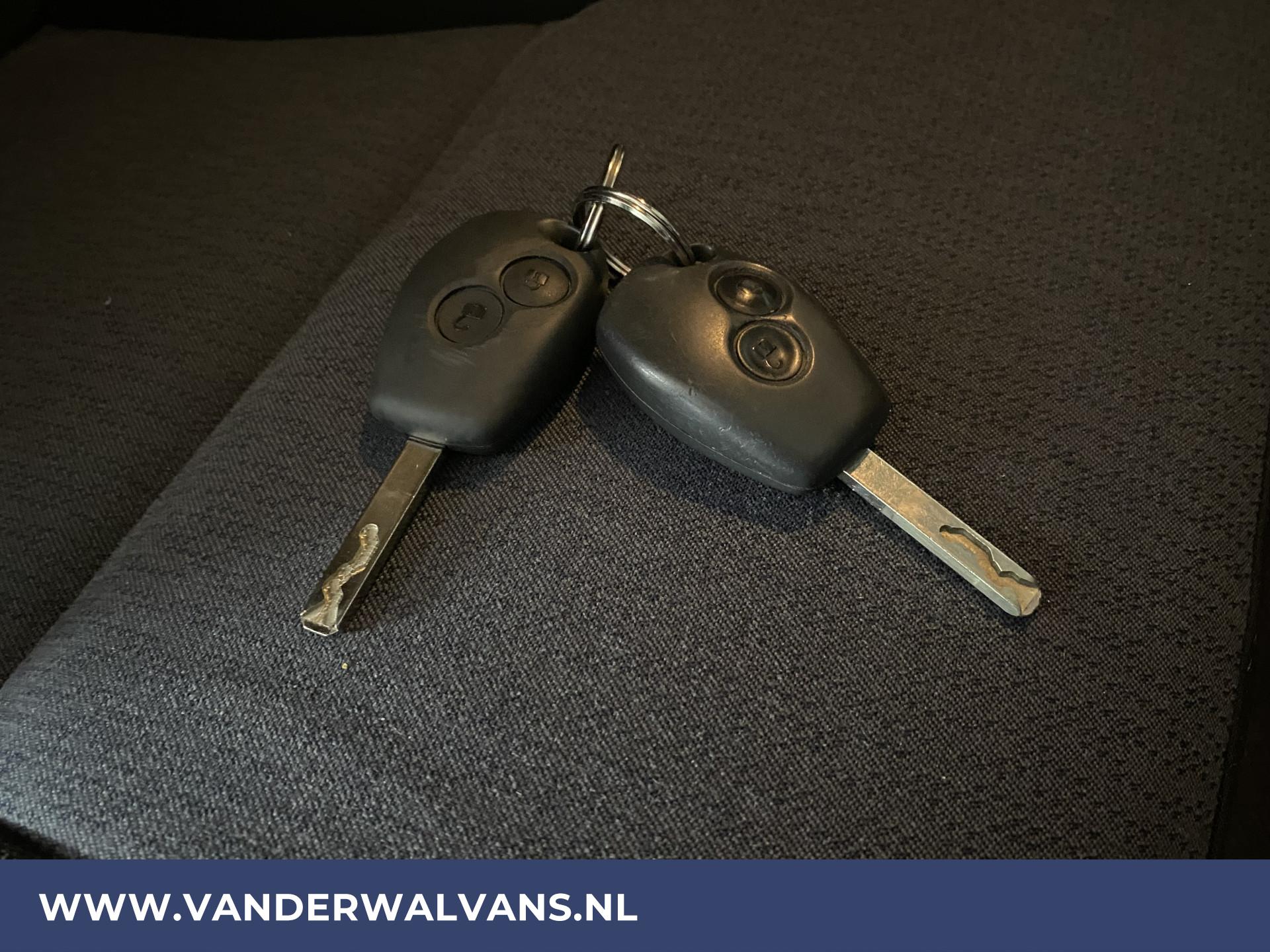 Foto 19 van Opel Vivaro 1.6CDTI 126pk L2H1 Euro6 Airco | Cruisecontrol | Trekhaak | Imperiaal