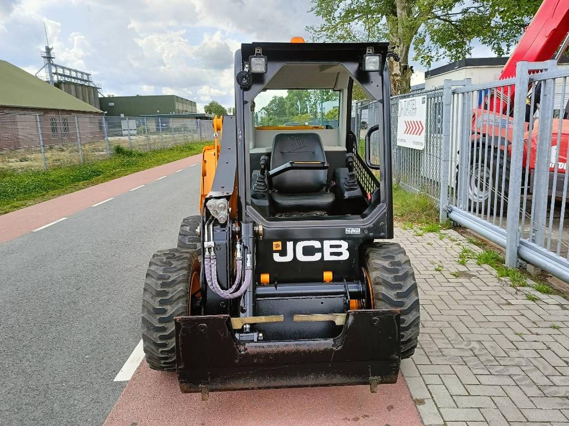 Foto 11 van JCB 155 T4 ECO schranklader bobcat skid steer 2016