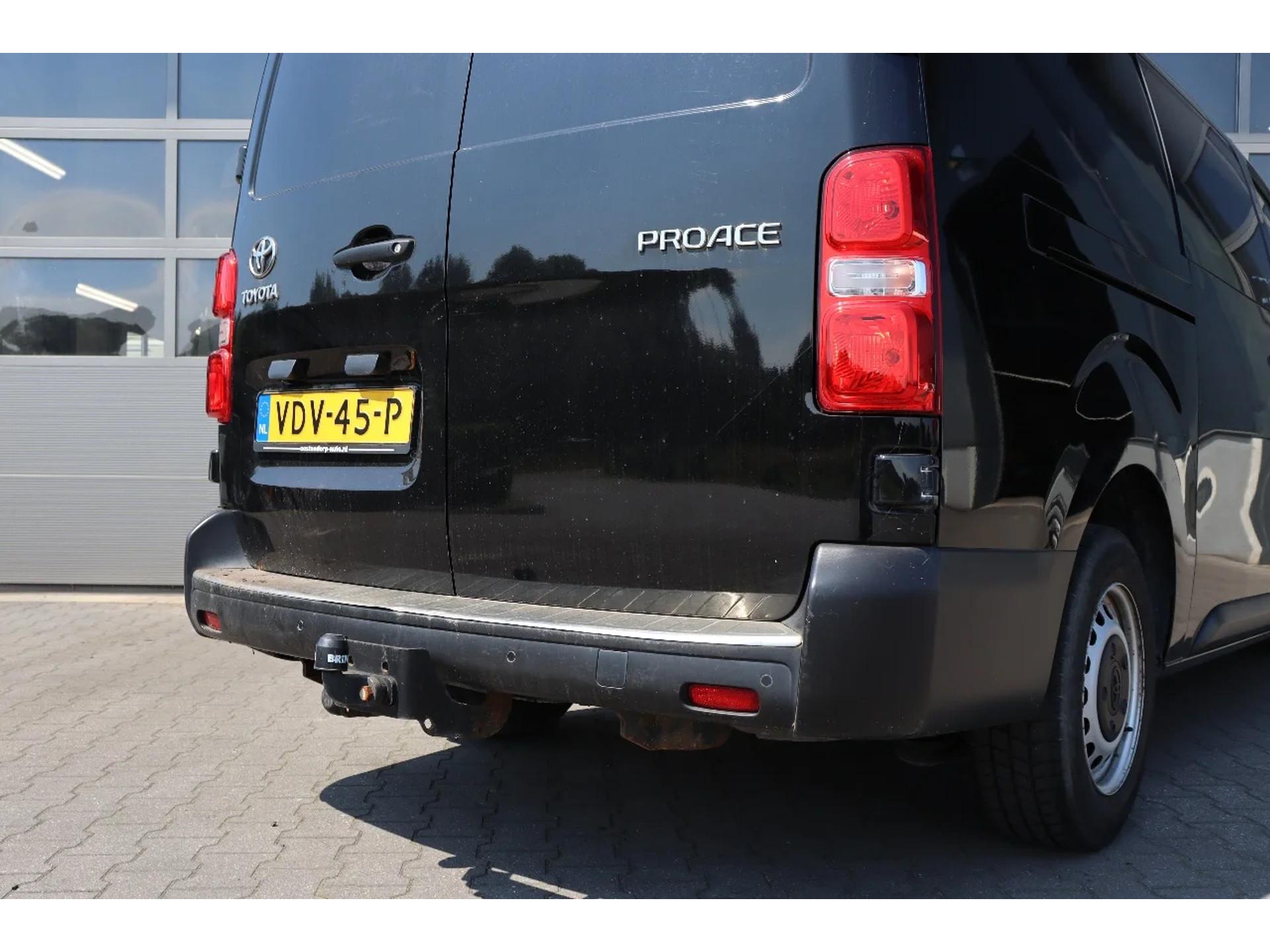 Foto 10 van Toyota ProAce 2.0 D4D L3H1 l DUBBELE CABINE l AUTOMAAT l NAVI l CRUISE CONTROL