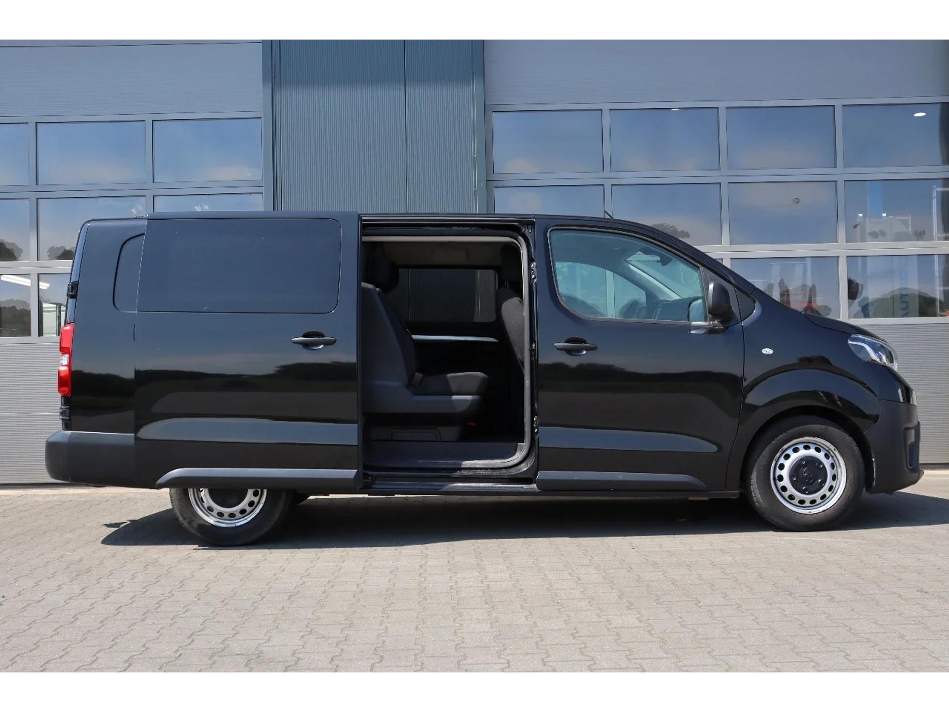 Foto 13 van Toyota ProAce 2.0 D4D L3H1 l DUBBELE CABINE l AUTOMAAT l NAVI l CRUISE CONTROL