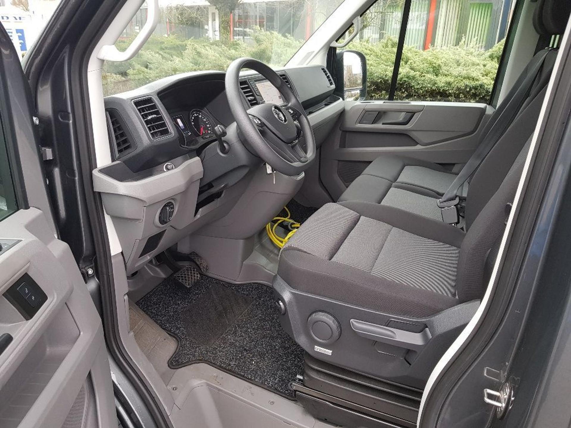 Foto 10 van Volkswagen e-Crafter E-CRAFTER NIEUWSTAAT !! volledig elektrisch !