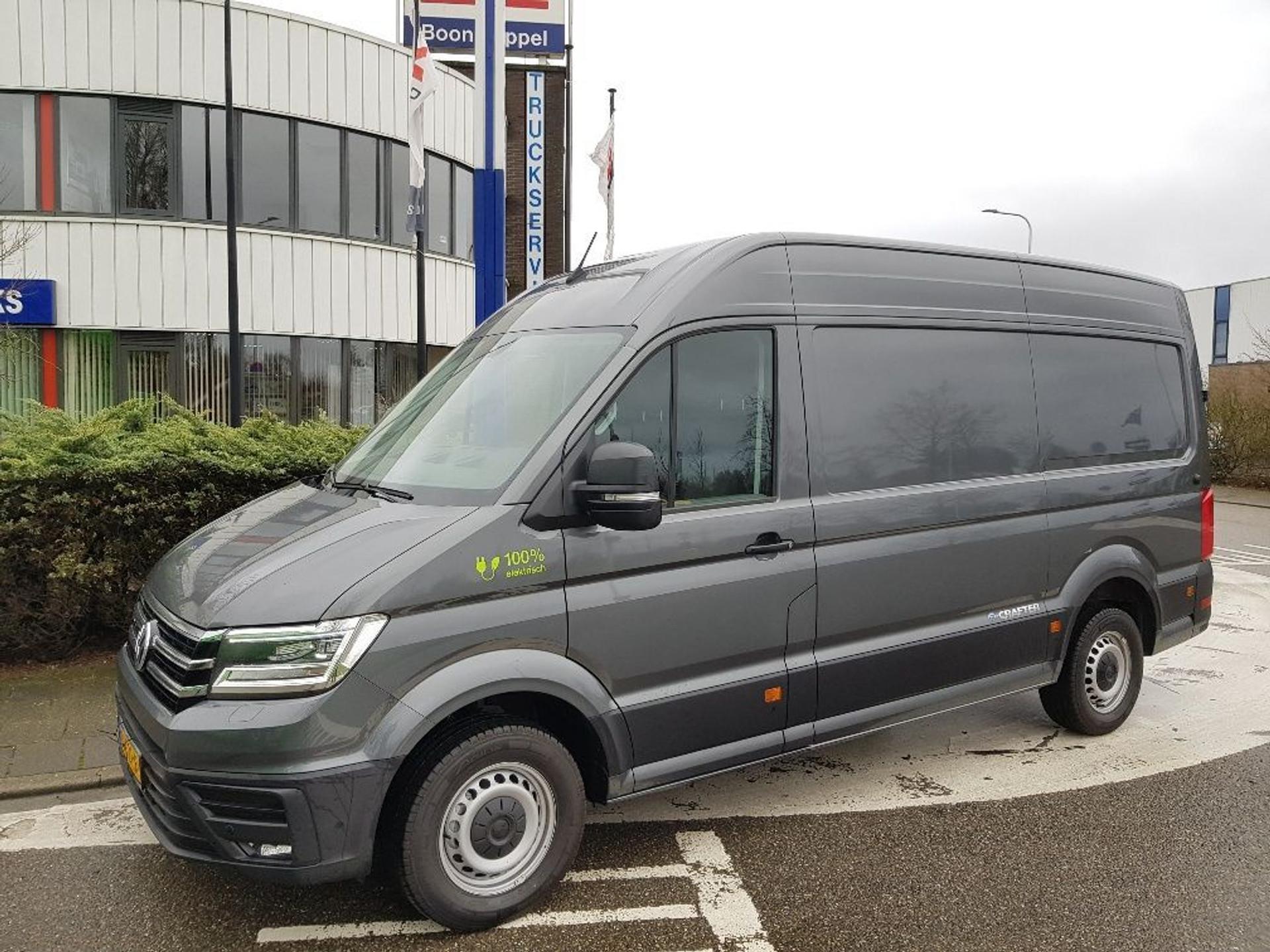 Foto 2 van Volkswagen e-Crafter E-CRAFTER NIEUWSTAAT !! volledig elektrisch !