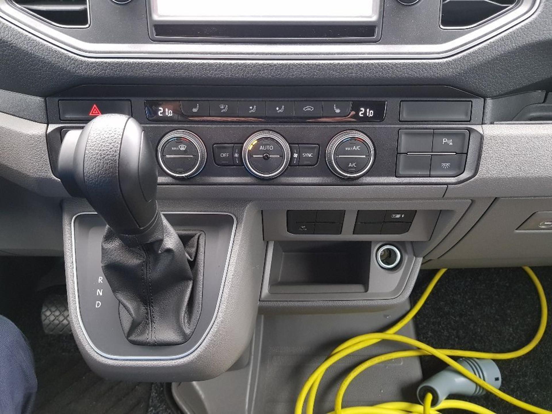 Foto 9 van Volkswagen e-Crafter E-CRAFTER NIEUWSTAAT !! volledig elektrisch !