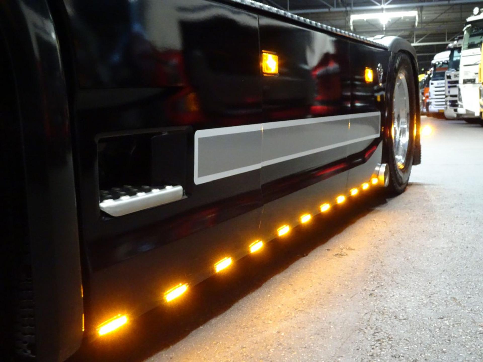 Foto 17 van Scania S660 V8 / 4x2 / FULL AIR / RETARDER / PARKING COOLER