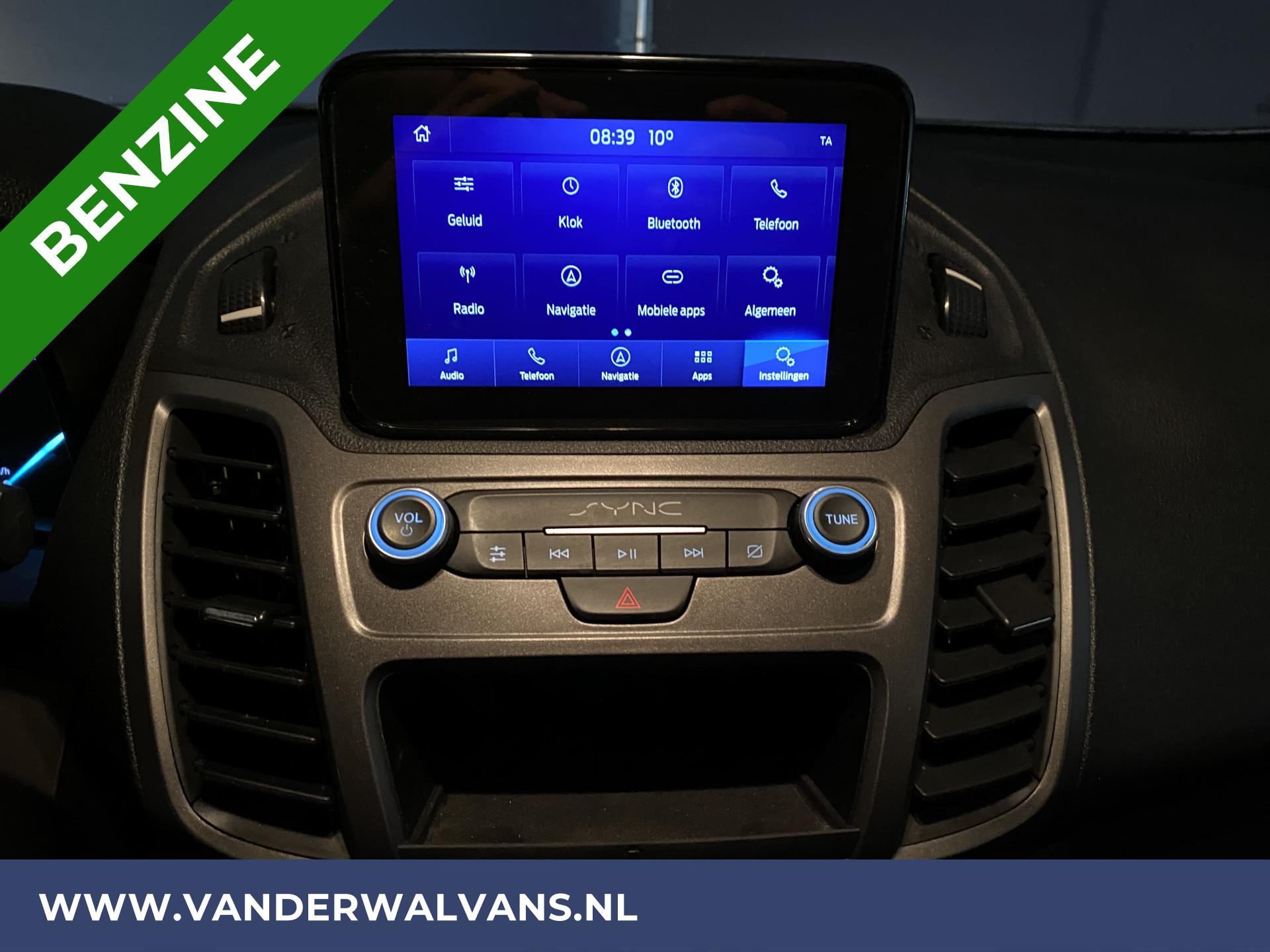 Foto 19 van Ford Transit Connect 1.0 Ecoboost L2 Trend **Benzine** Airco | Navigatie | Camera | Trekhaak | Apple Carplay