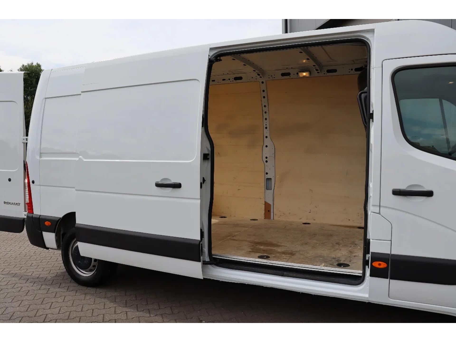 Foto 15 van Renault Master 2.3 DCi 136PK L3H2 l AIRCO l NAVI l CRUISE CONTROL l PDC