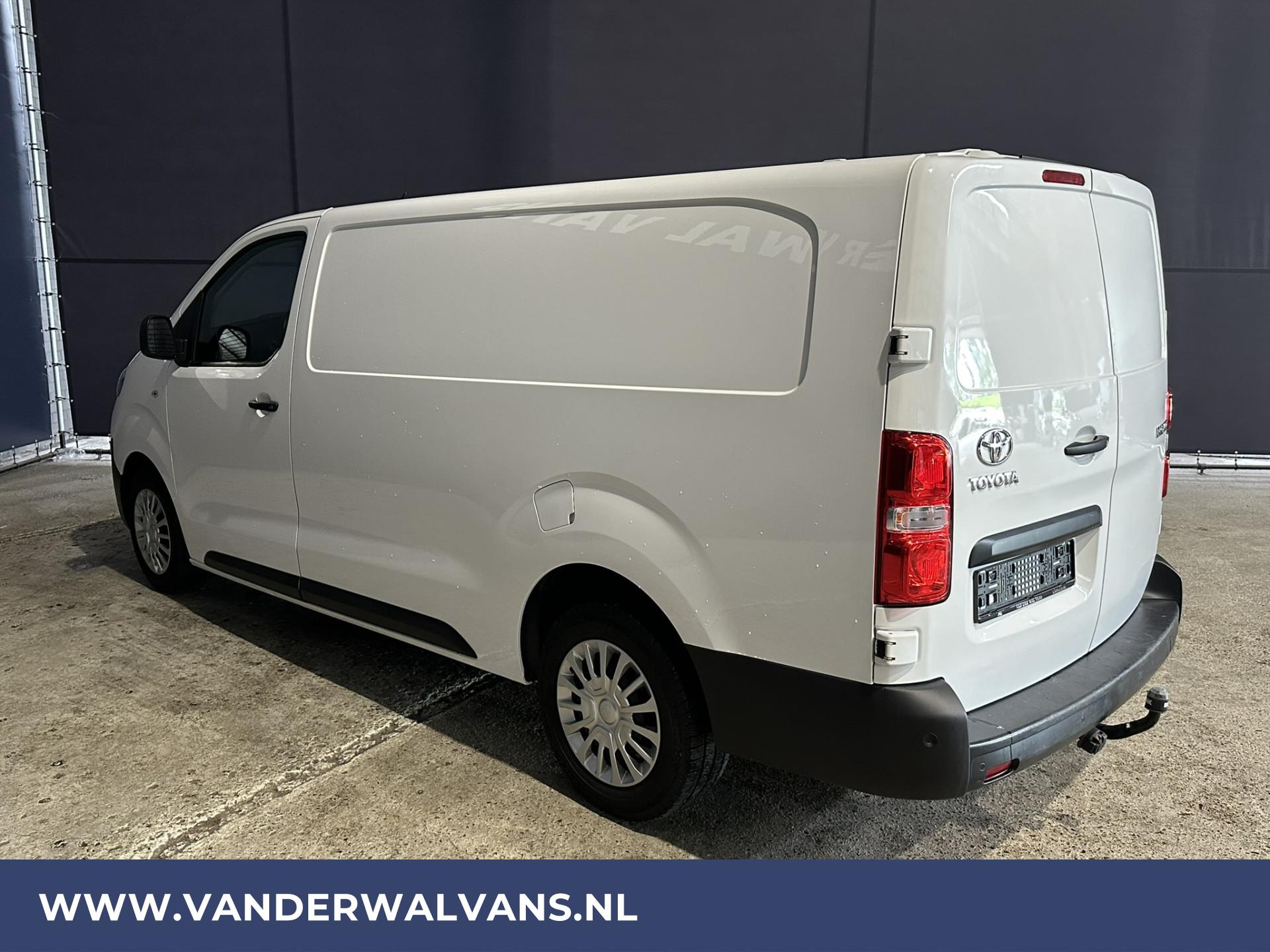 Foto 2 van Toyota ProAce 2.0 D-4D 123pk L3H1 XL Euro6 Airco | Camera | 2500kg Trekhaak | Apple Carplay | Cruisecontrol