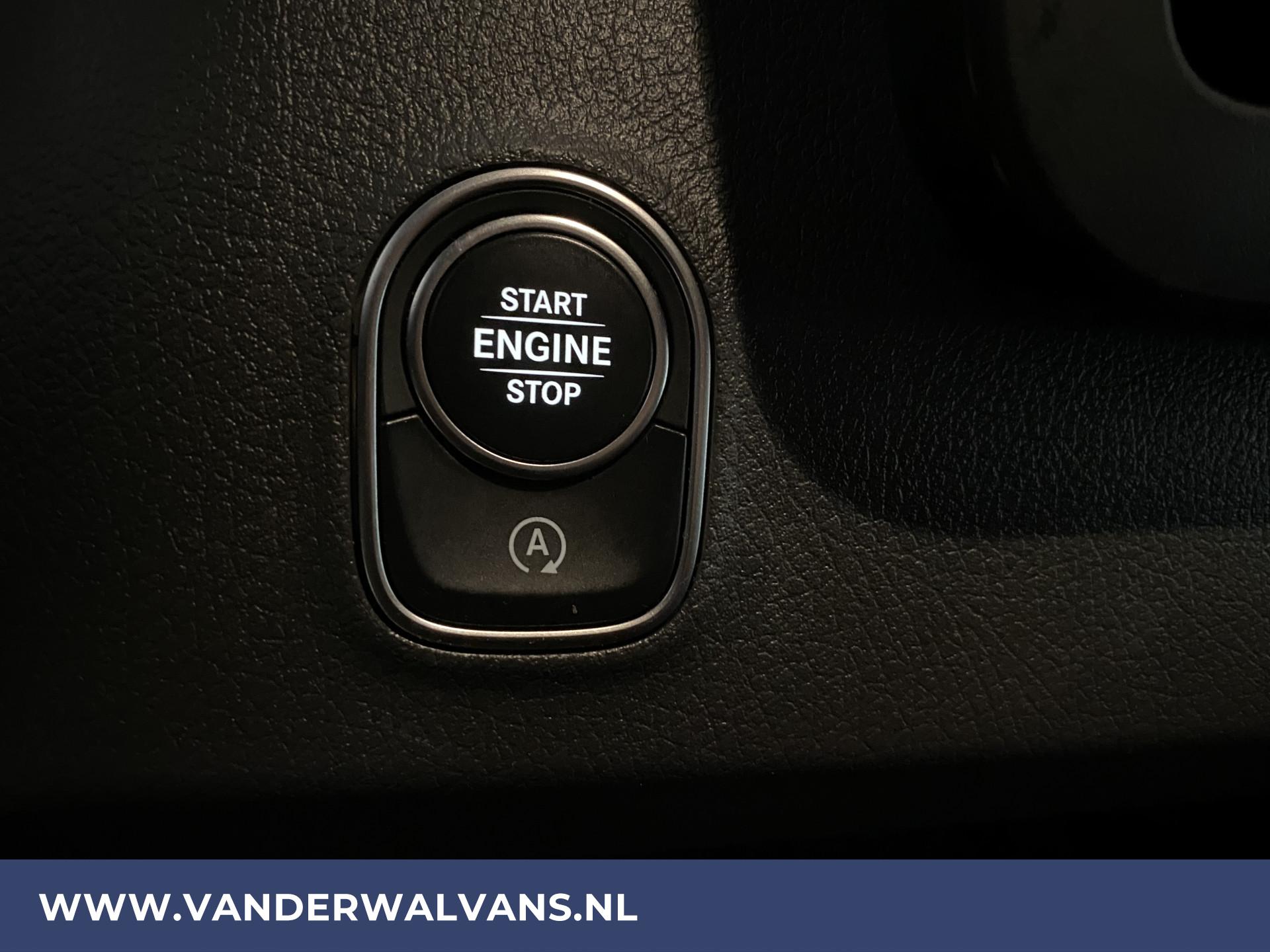 Foto 17 van Mercedes-Benz Sprinter 315CDI 150pk L3H2 Fabrieksgarantie Euro6 Airco | Cruisecontrol | Camera | Bijrijdersbank