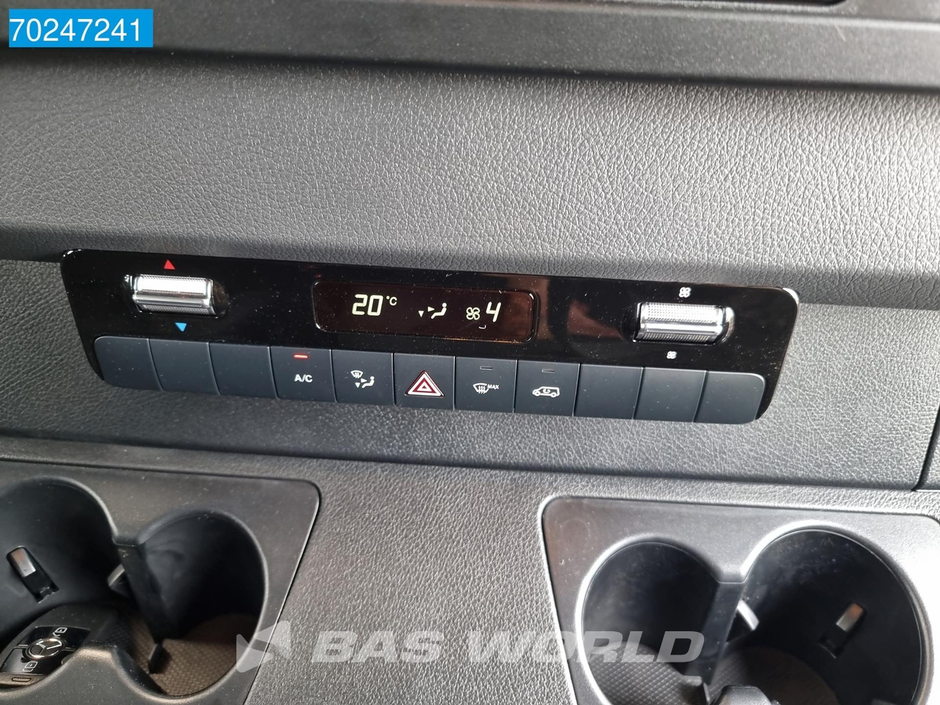 Foto 10 van Mercedes-Benz Sprinter 317 CDI Automaat L3H2 Maxi LED Navi Camera MBUX CarPlay Airco Cruise 14m3 Airco Cruise control