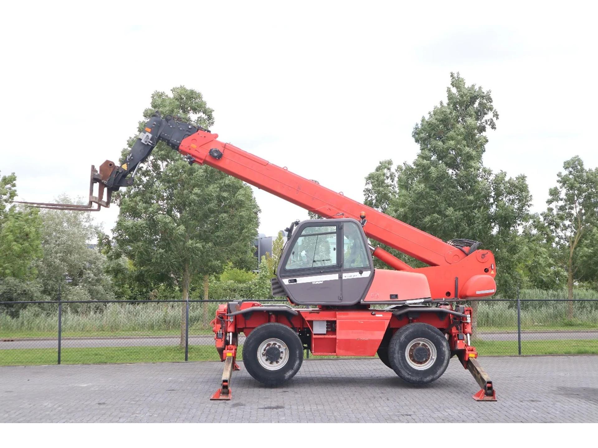 Foto 1 van Manitou MRT 2540 | 25 M | FORKS | REMOTE CONTROL