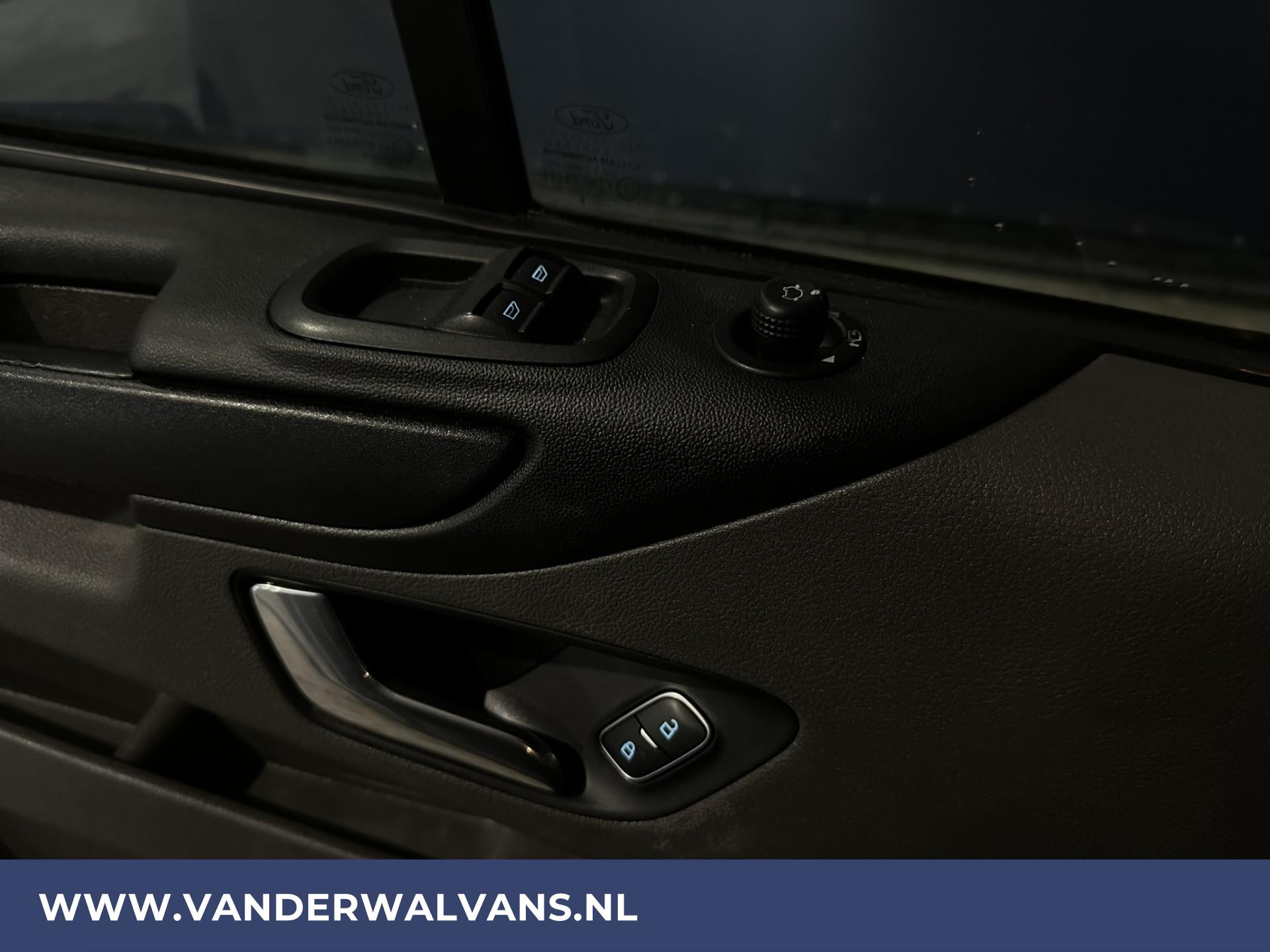 Foto 18 van Ford Transit Custom 2.0 TDCI L1H1 Euro6 Airco | Navigatie | Apple Carplay | Android auto | Cruisecontrol