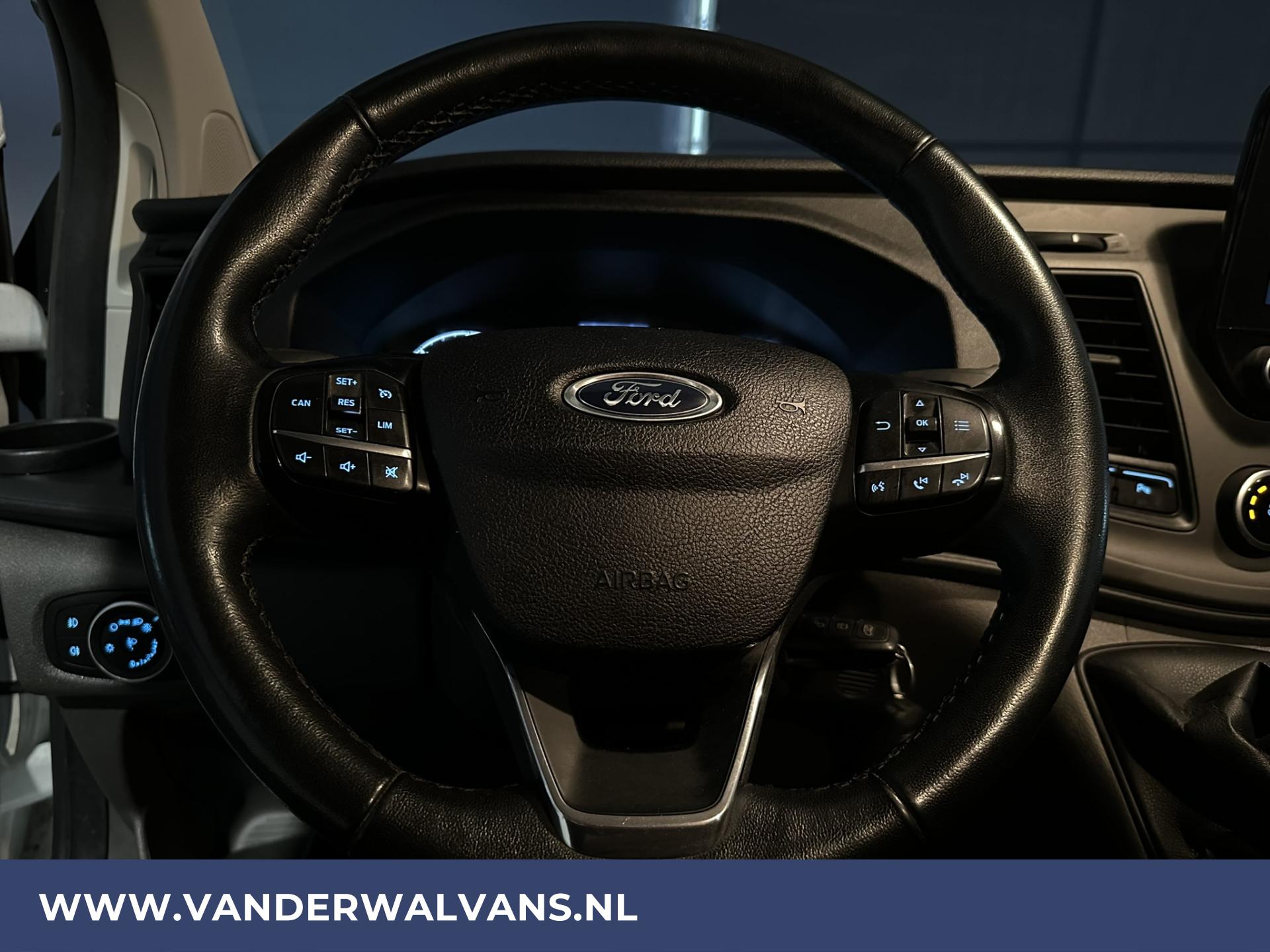 Foto 9 van Ford Transit Custom 2.0 TDCI L1H1 Euro6 Airco | Navigatie | Apple Carplay | Android auto | Cruisecontrol