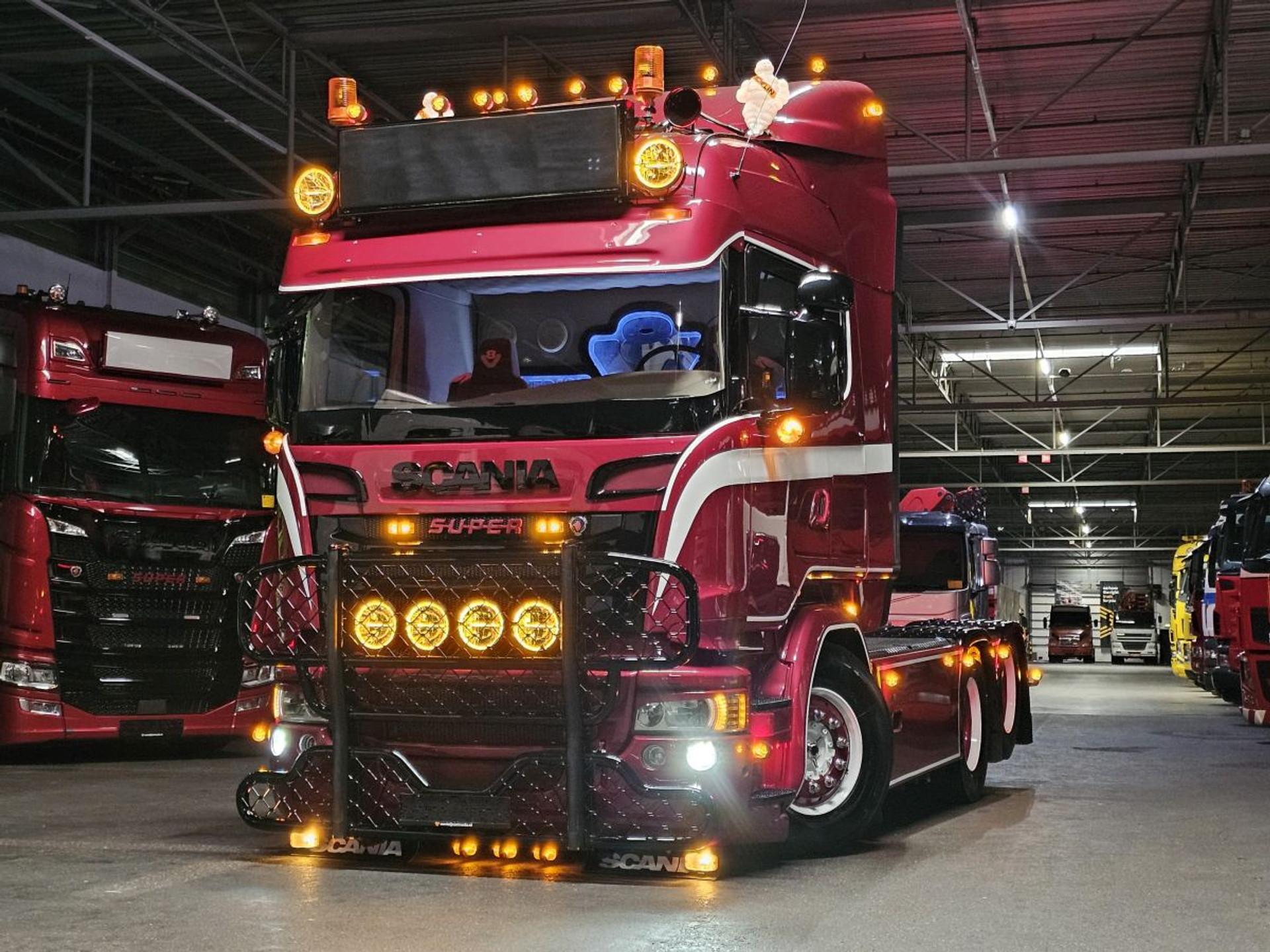 Foto 18 van Scania R580 V8 6x2 BOOGIE / SPECIAL / SHOW