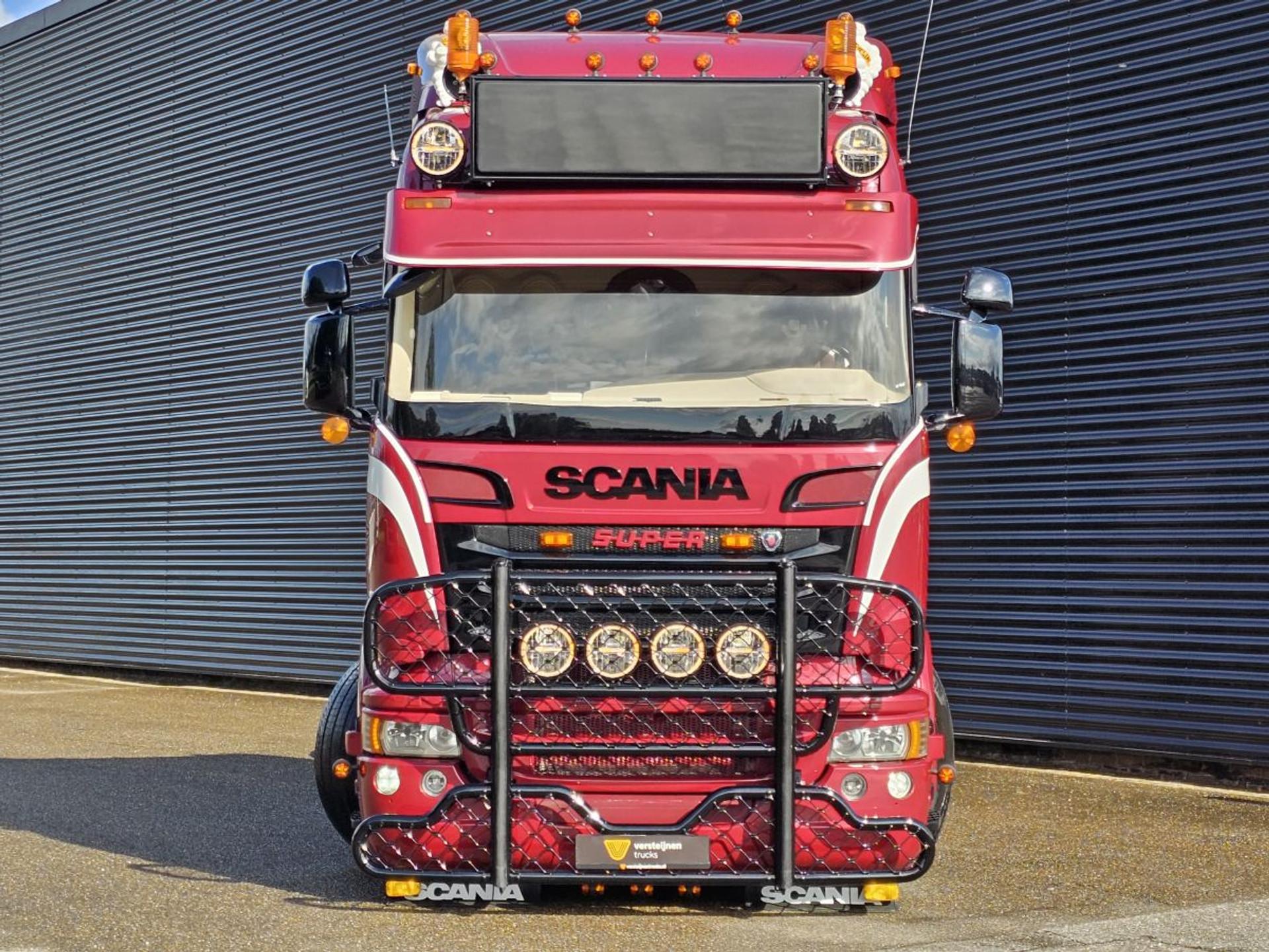 Foto 2 van Scania R580 V8 6x2 BOOGIE / SPECIAL / SHOW