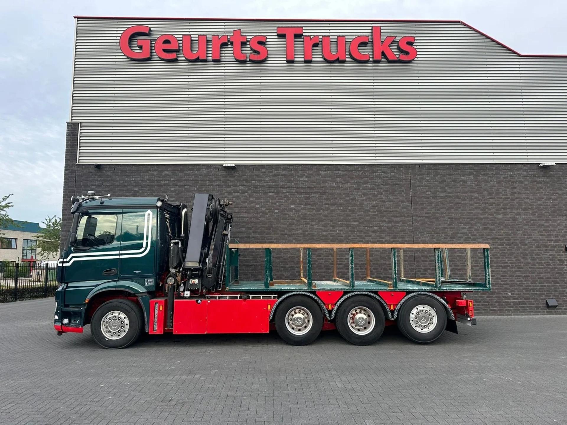 Foto 7 van Mercedes-Benz Arocs 3251 8X4 TRIDEM + HIAB 288 E-6 HIPRO KRAAN/KRAN/CRANE/GRUA