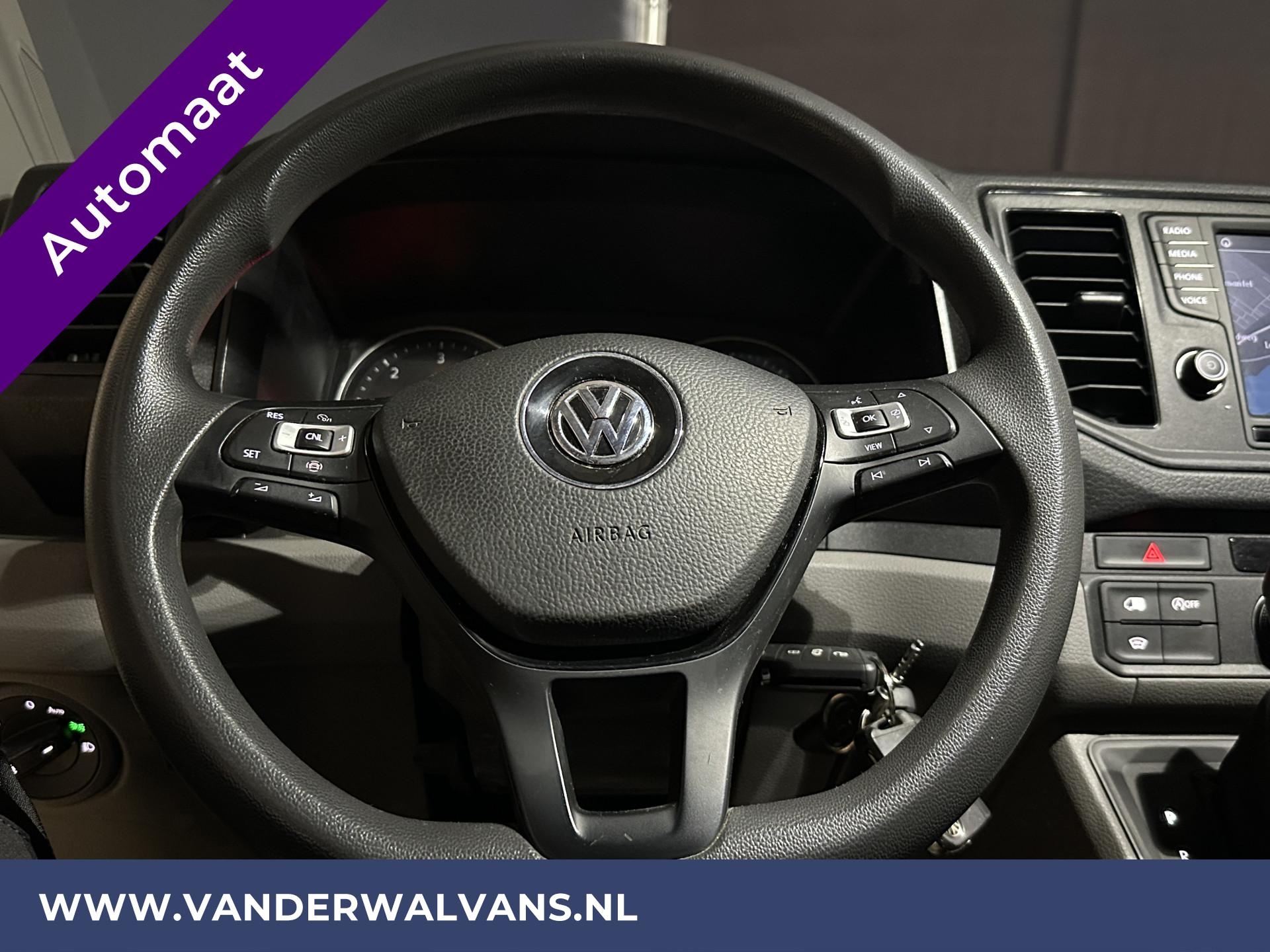 Foto 20 van Volkswagen Crafter 50 2.0TDI 177pk DSG Automaat Dubbel Lucht 3500kg Trekhaak L3H3 (oude L2H2) Euro6