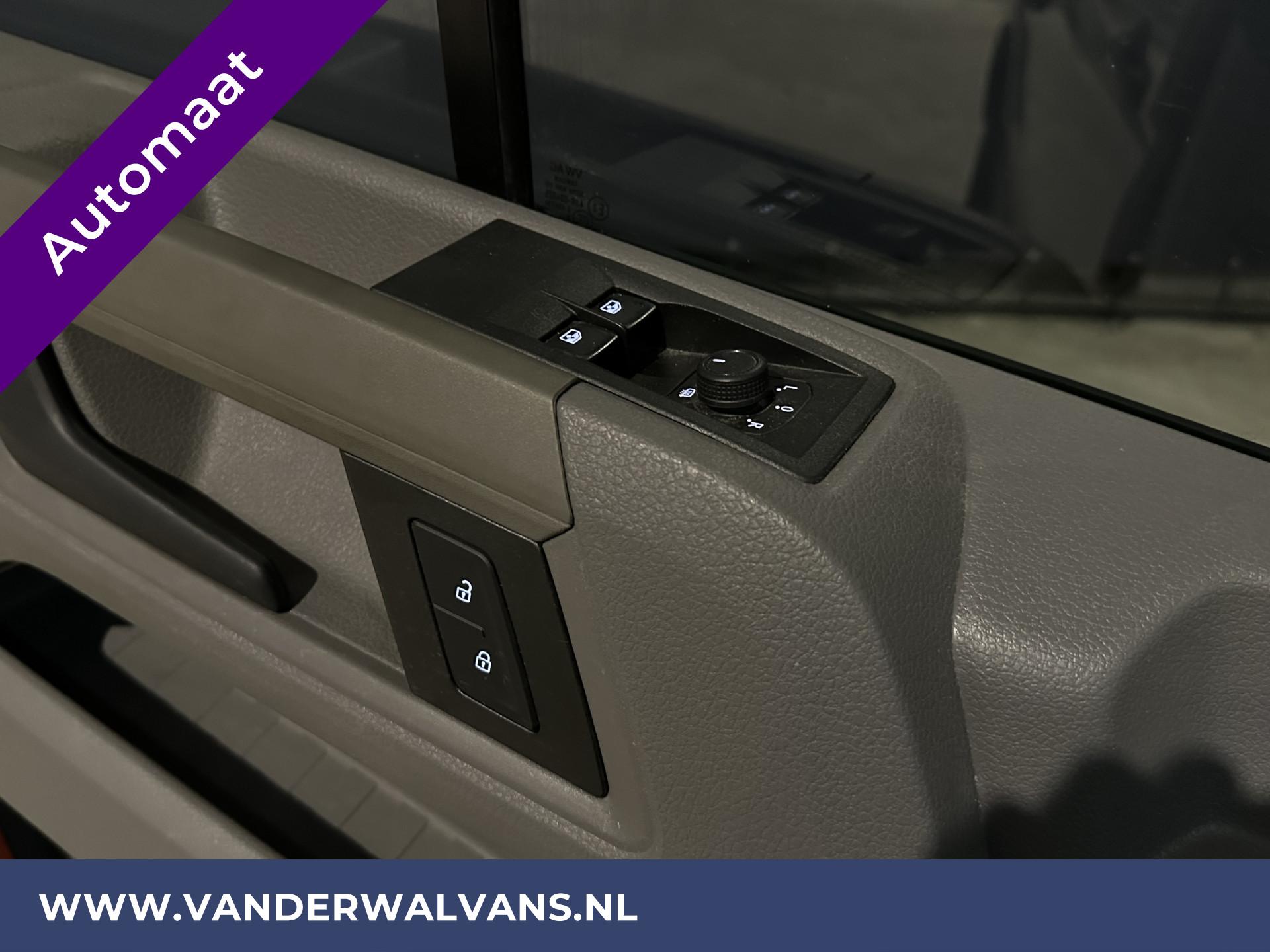 Foto 23 van Volkswagen Crafter 50 2.0TDI 177pk DSG Automaat Dubbel Lucht 3500kg Trekhaak L3H3 (oude L2H2) Euro6