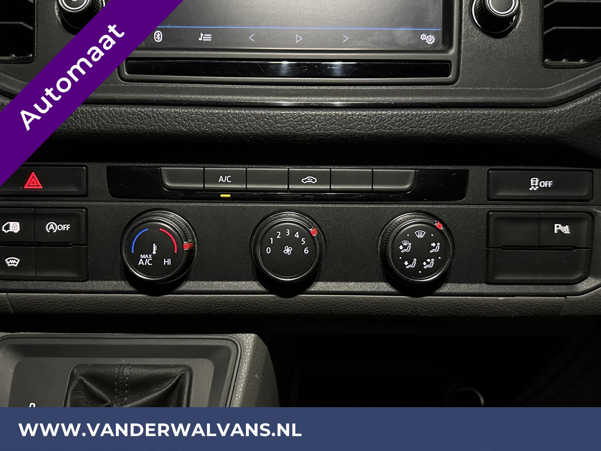 Foto 5 van Volkswagen Crafter 50 2.0TDI 177pk DSG Automaat Dubbel Lucht 3500kg Trekhaak L3H3 (oude L2H2) Euro6