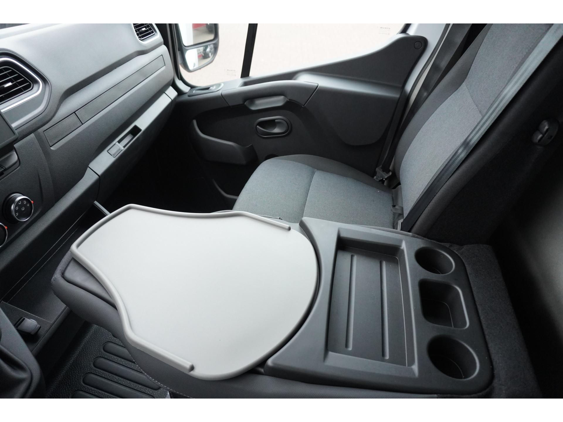 Foto 13 van Renault Master T35 2.3 dCi 165pk L4 DL Energy