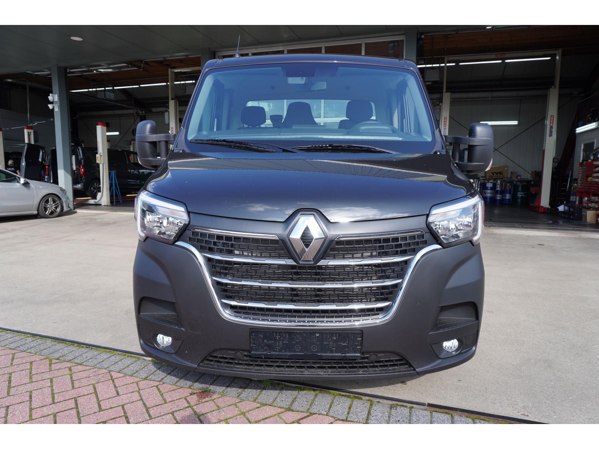 Foto 9 van Renault Master T35 2.3 dCi 165PK L3 Chassis Cabine Dubbellucht