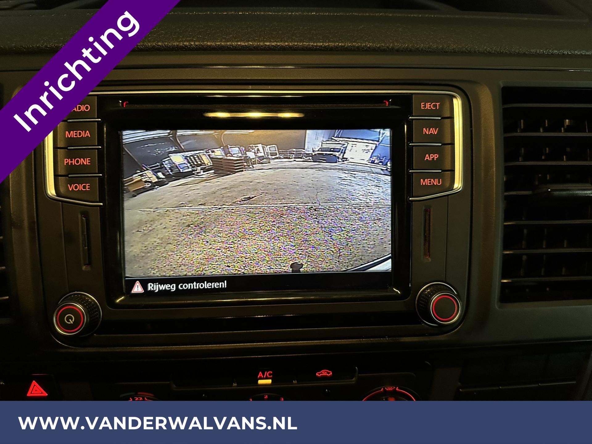 Foto 5 van Volkswagen 2.0 TDI L1H1 inrichting Euro6 Airco | Imperiaal | Trekhaak | Navigatie | Apple Carplay