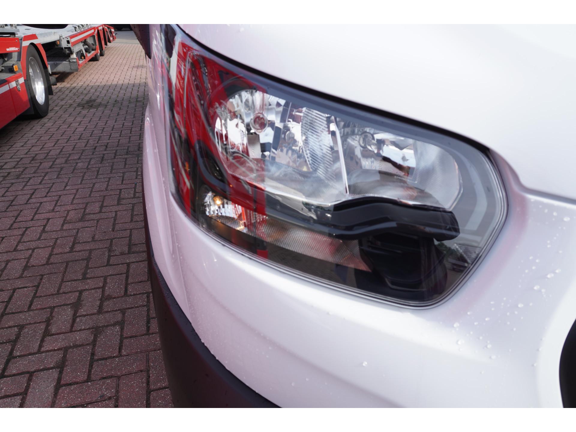 Foto 16 van Ford Transit 350EL 2.0 TDCI 130PK L5H1 DC Trend RWD 7 Pers