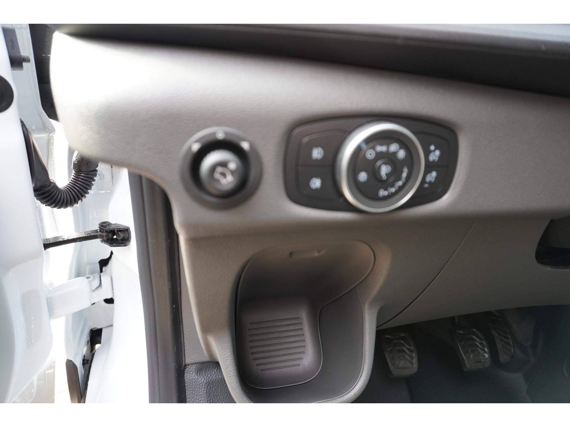 Foto 26 van Ford Transit 350EL 2.0 TDCI 130PK L5H1 DC Trend RWD 7 Pers