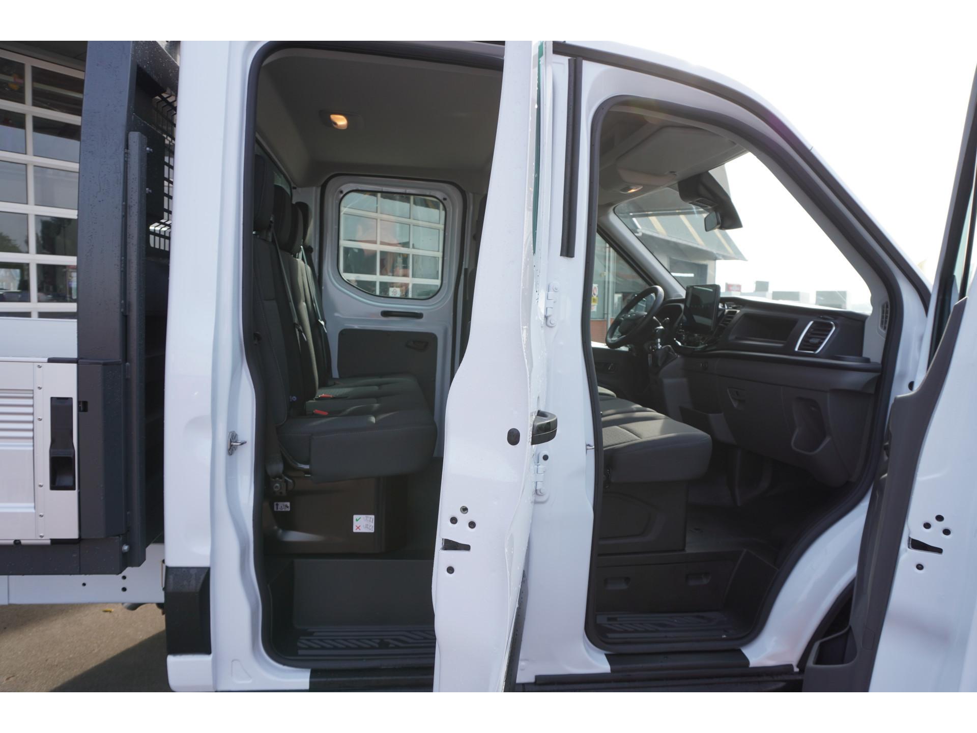 Foto 4 van Ford Transit 350EL 2.0 TDCI 130PK L5H1 DC Trend RWD 7 Pers