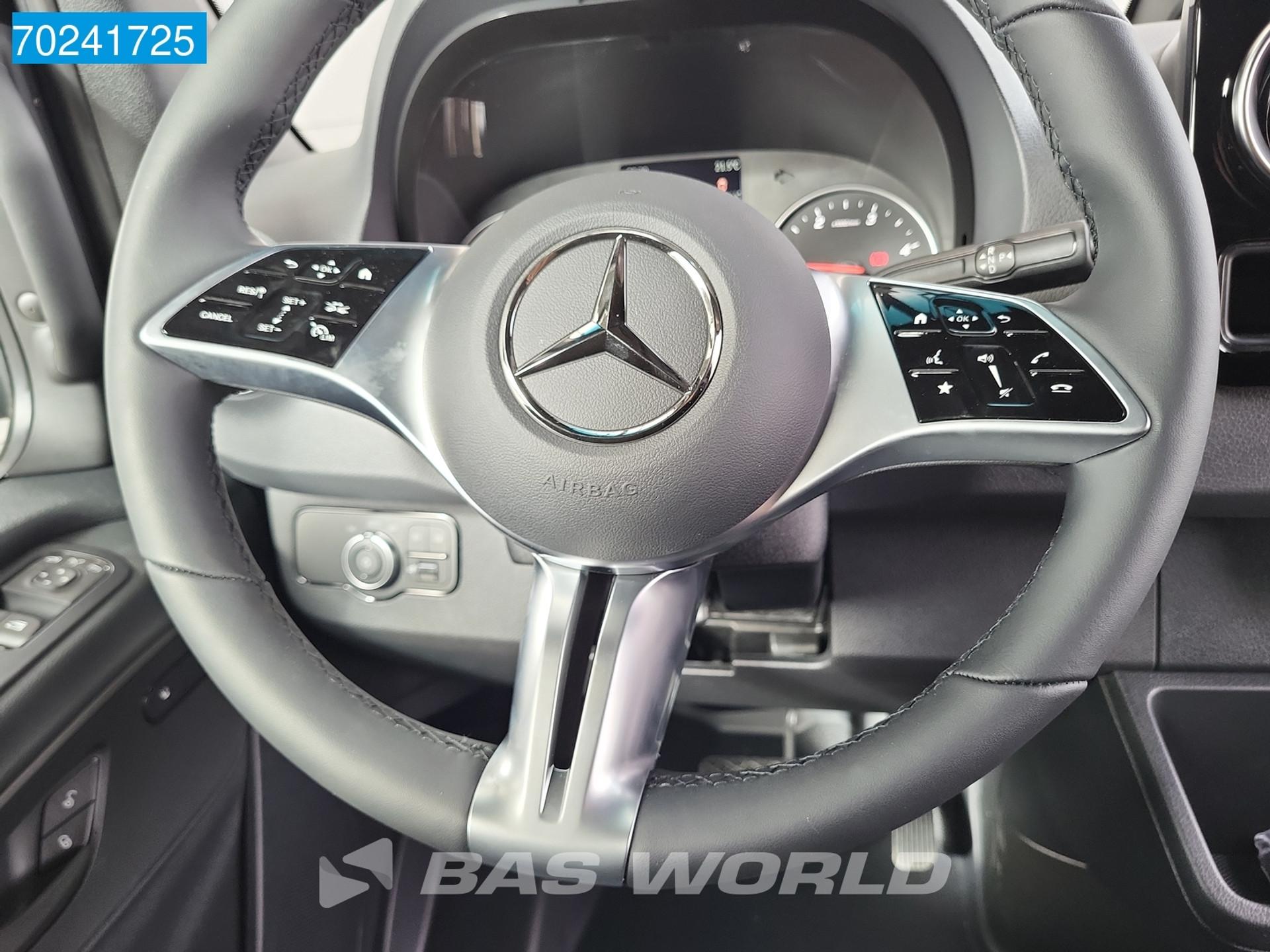 Foto 8 van Mercedes-Benz 319 CDI Automaat Nwe model! L2H2 ACC Navi 360camera 3500kg trekhaak 10m3 Airco Trekhaak