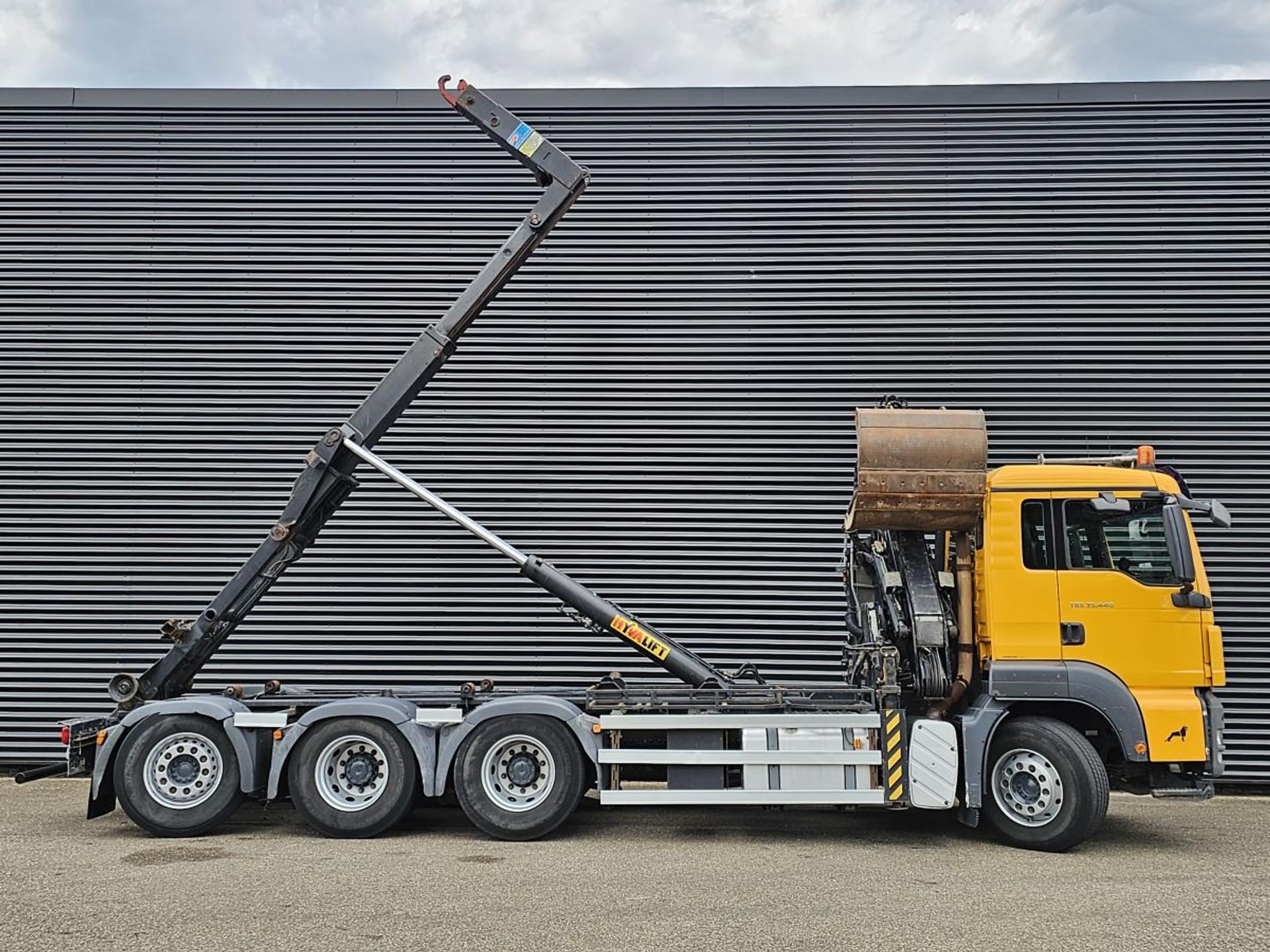 Foto 7 van MAN TGS 35.440 8x4-4 / HOOKLIFT / HMF Z CRANE