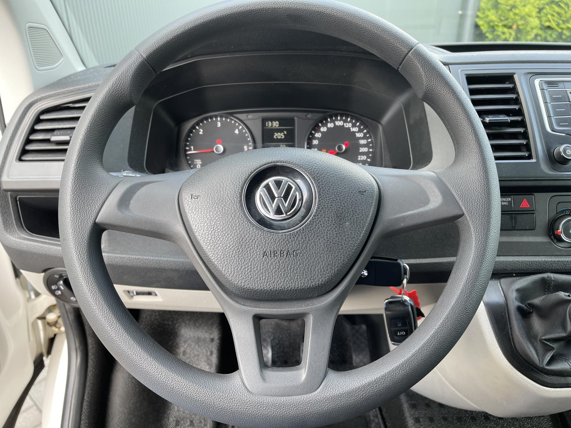 Foto 8 van Volkswagen 2.0 TDI 150 PK 4-MOTION / L2H2 / AIRCO / CRUISE / STANDKACHEL / STOELVERWARMING