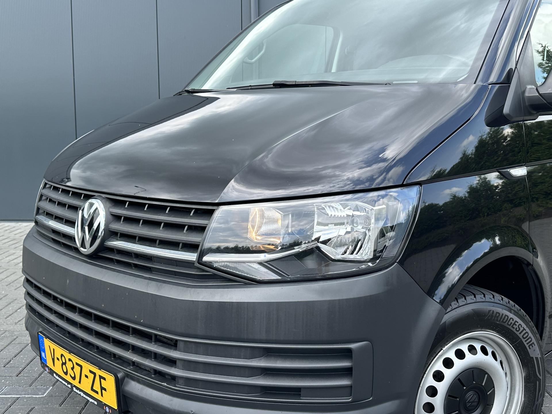 Foto 15 van Volkswagen 2.0 TDI 150 PK DSG AUTOMAAT / L2H1 / 1e EIG. / NAVI / AIRCO / CRUISE / STOELVERW. / APPLE CARPLAY / PDC