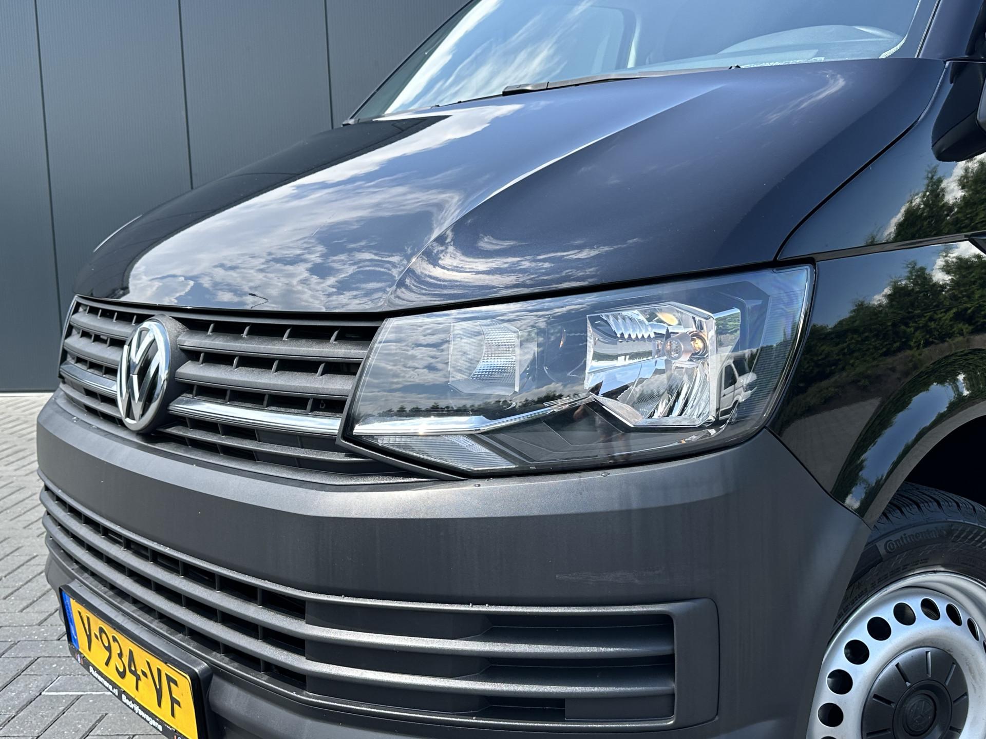 Foto 14 van Volkswagen 2.0 TDI 115 PK / L2H1 / 1e EIGENAAR / AIRCO / CRUISE / NAVI / APPLE CARPLAY / PDC