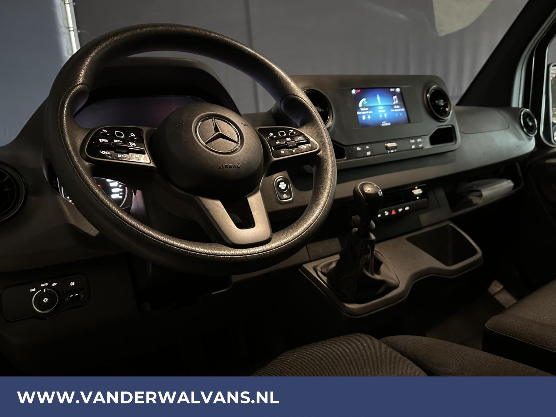 Foto 17 van Mercedes-Benz Sprinter 317 CDI 170pk L3H2 Euro6 Airco | Camera | Apple Carplay | Cruisecontrol
