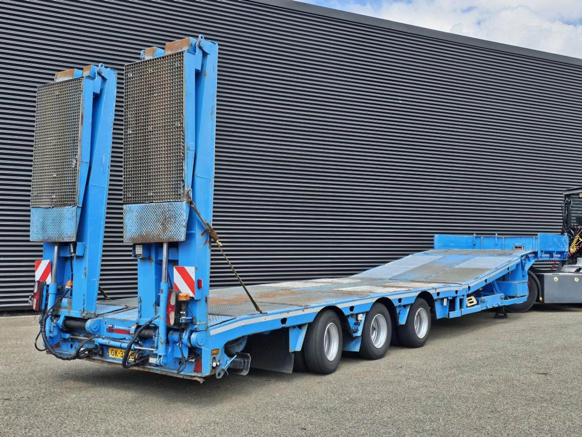 Foto 4 van Faymonville F-S43-1AAF / RAMPEN / HEFBED / UITSCHUIFBAAR