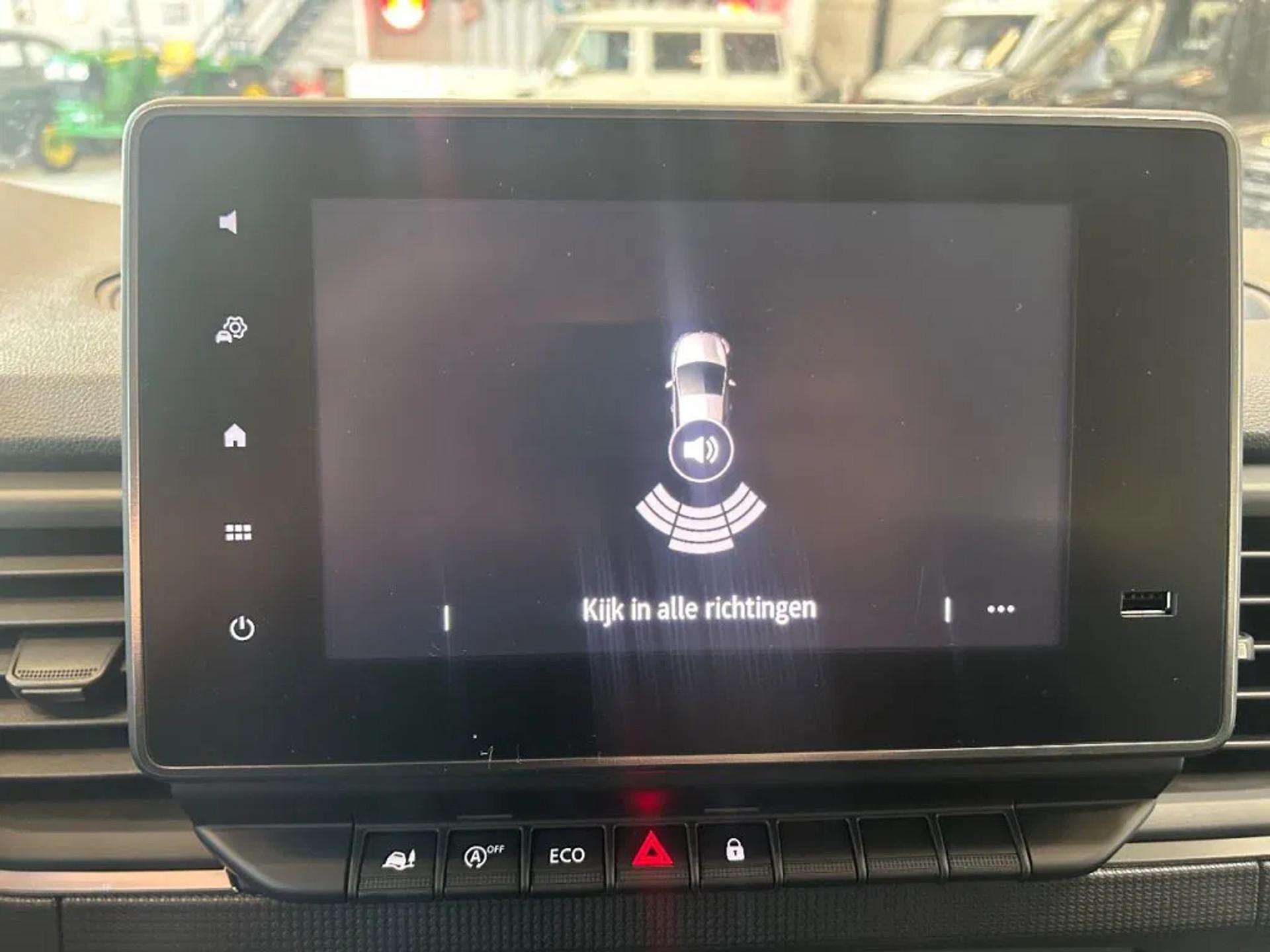 Foto 18 van Renault 2.0DCI 130 L2H1 Dubbelcabine Airco Cruisecontrol Nieuw
