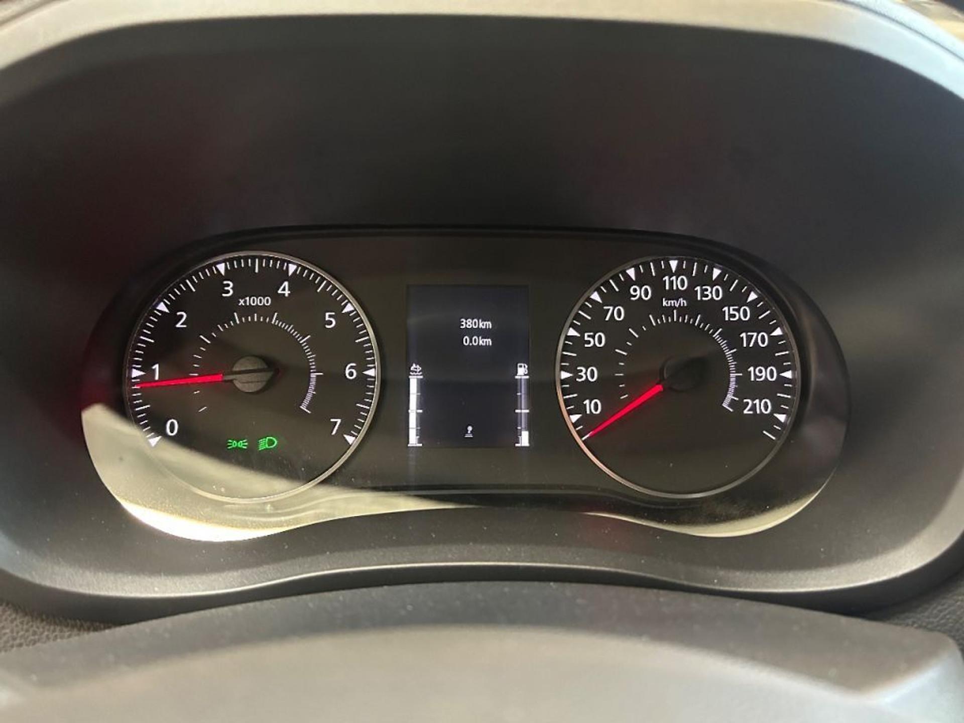 Foto 14 van Renault Master T35 2.3DCI 165PK Bakwagen Laadklep Zijdeur Airco Navi Cruisecontrol Nieuw