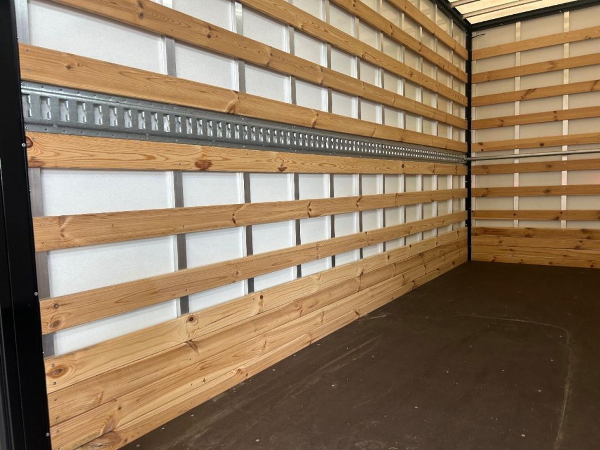 Foto 9 van Renault Master T35 2.3DCI 165PK Bakwagen Laadklep Zijdeur Airco Navi Cruisecontrol Nieuw