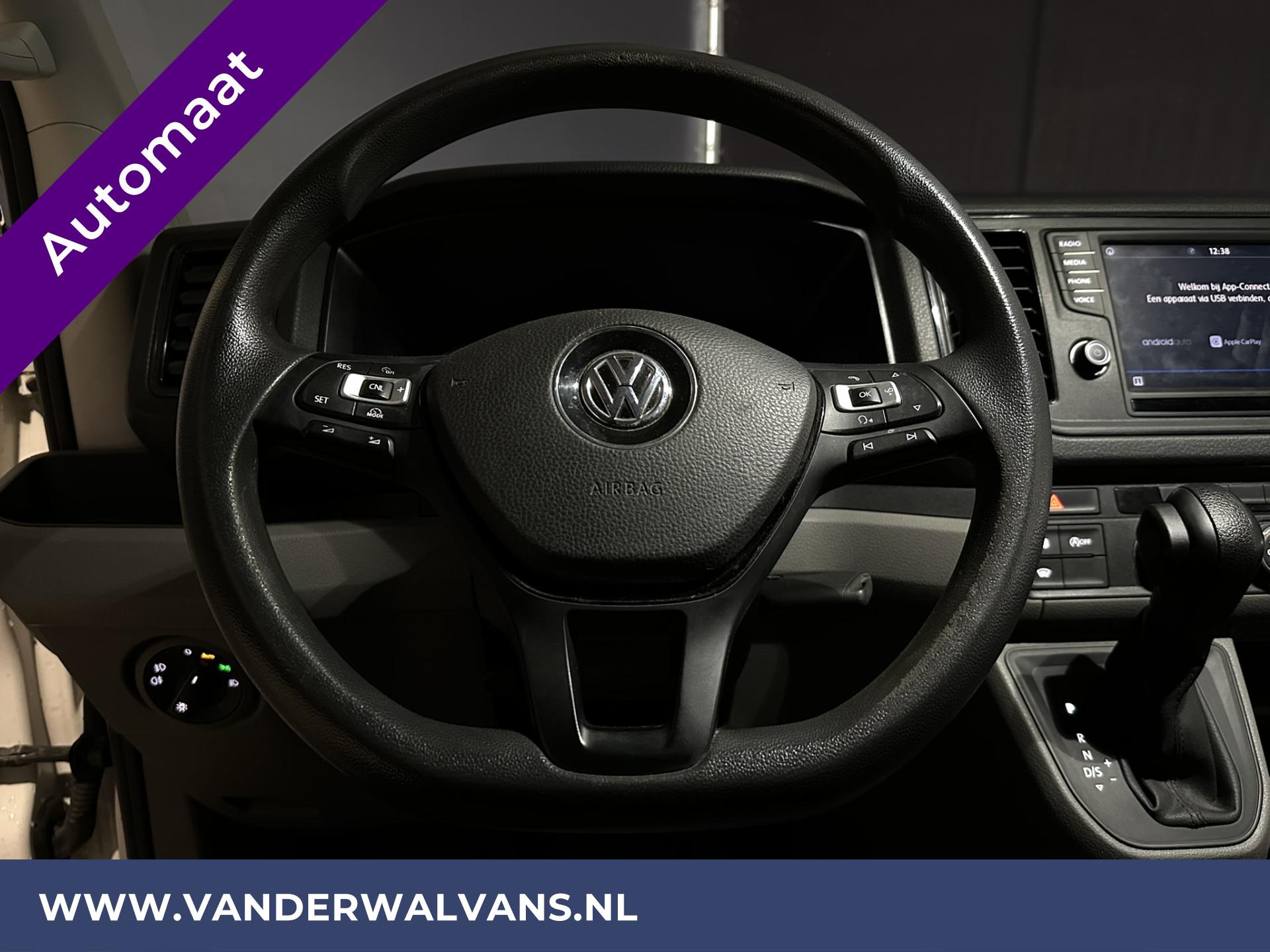 Foto 11 van Volkswagen Crafter 50 2.0TDI 177pk DSG Automaat Dubbel Lucht 3500kg Trekhaak L3H3 (oude L2H2) Euro6