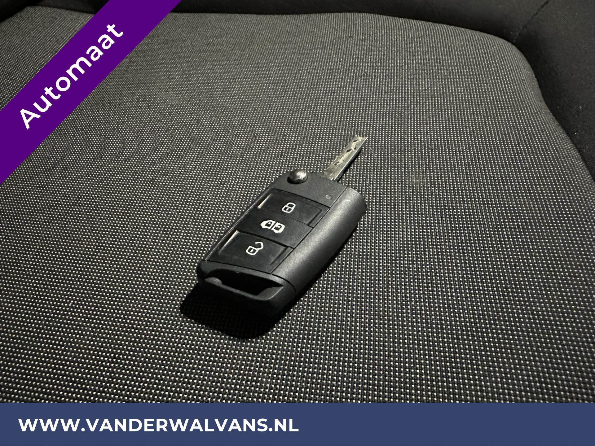 Foto 18 van Volkswagen Crafter 50 2.0TDI 177pk DSG Automaat Dubbel Lucht 3500kg Trekhaak L3H3 (oude L2H2) Euro6