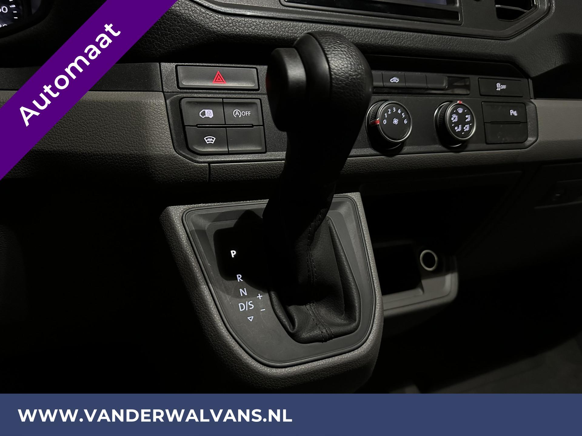 Foto 4 van Volkswagen Crafter 50 2.0TDI 177pk DSG Automaat Dubbel Lucht 3500kg Trekhaak L3H3 (oude L2H2) Euro6