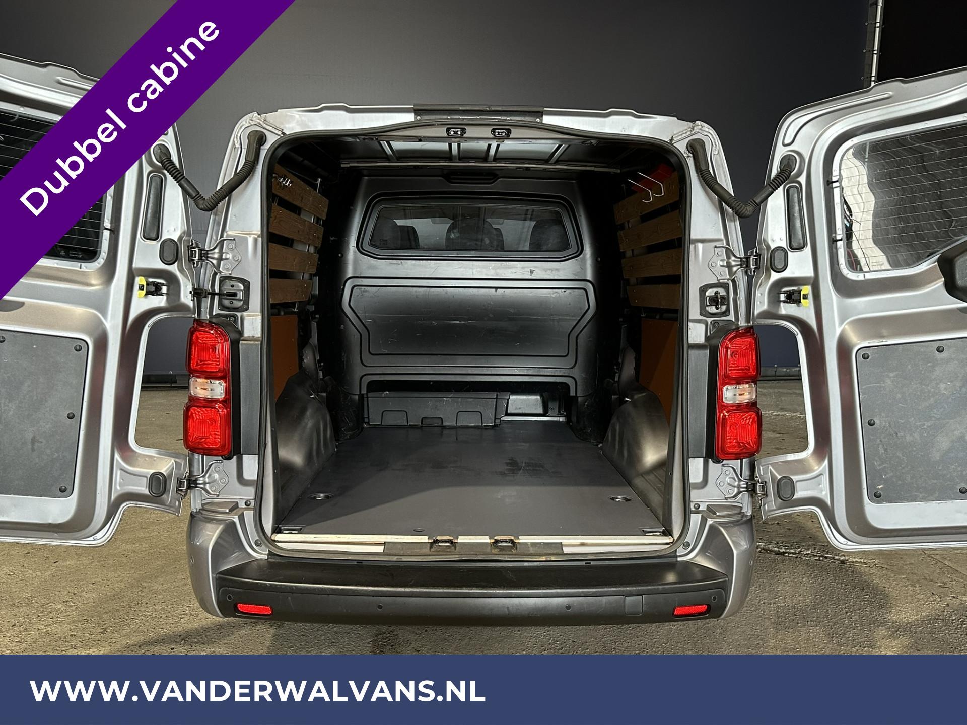 Foto 4 van Opel Vivaro 2.0CDTI 123pk L3H1 Dubbele cabine Euro6 Airco | 6-Zits | Navigatie | Camera