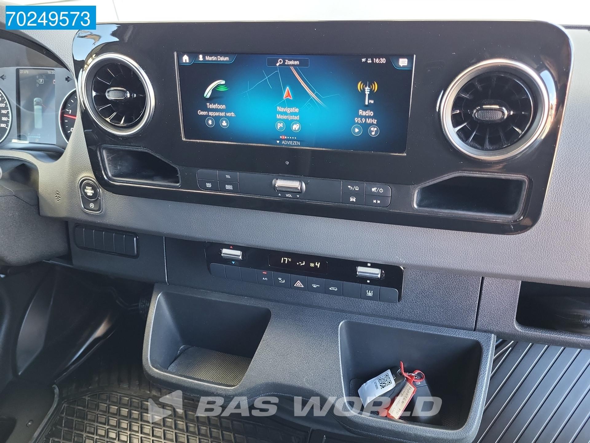 Foto 9 van Mercedes-Benz 214 CDI Automaat L1H1 Airco Cruise Groot scherm Navi Standkachel 7m3 Airco Cruise control
