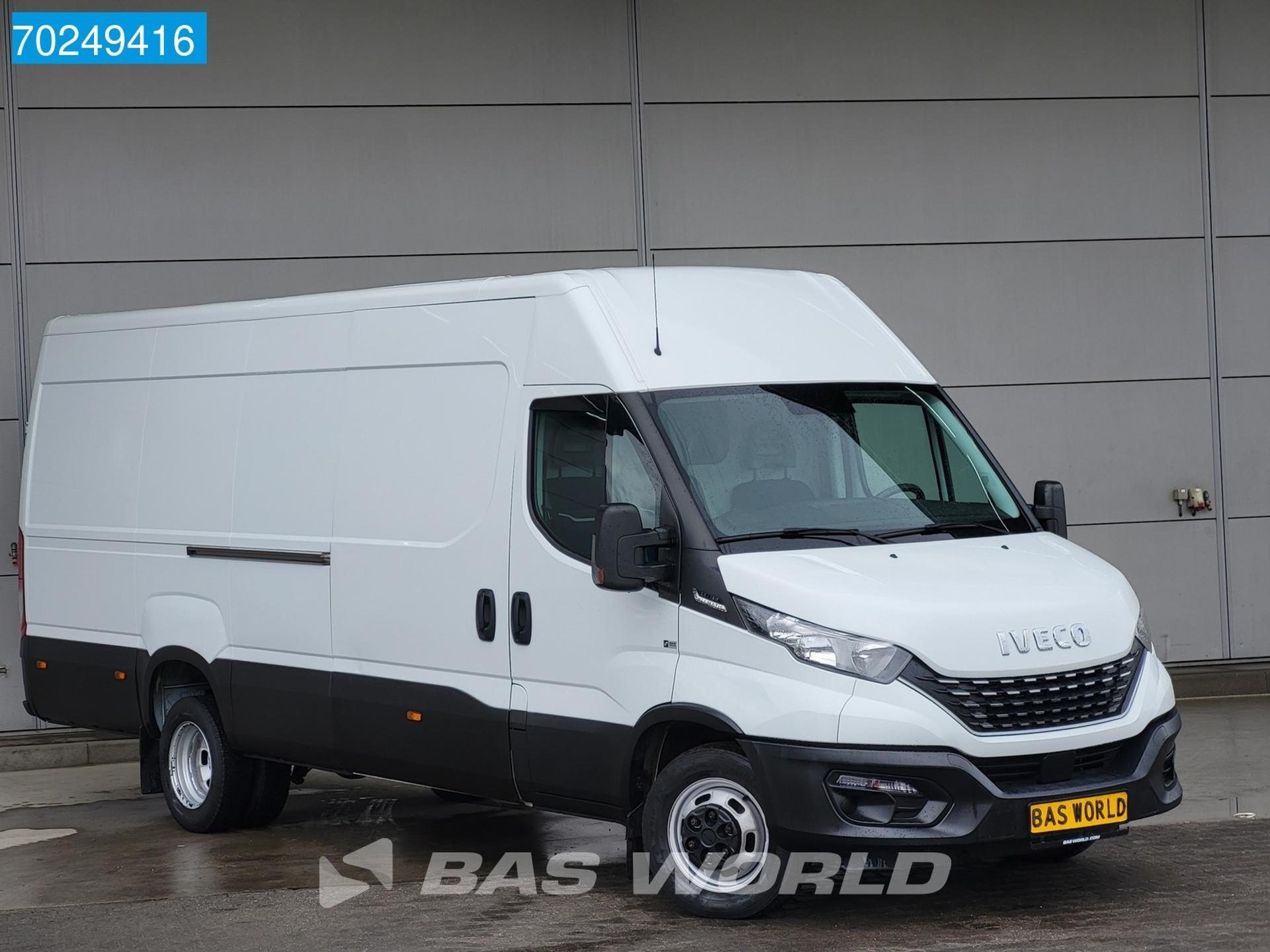 Foto 3 van Iveco 35C16 Automaat L4H2 Airco Dubbellucht Euro6 Lang L3H2 16m3 Airco