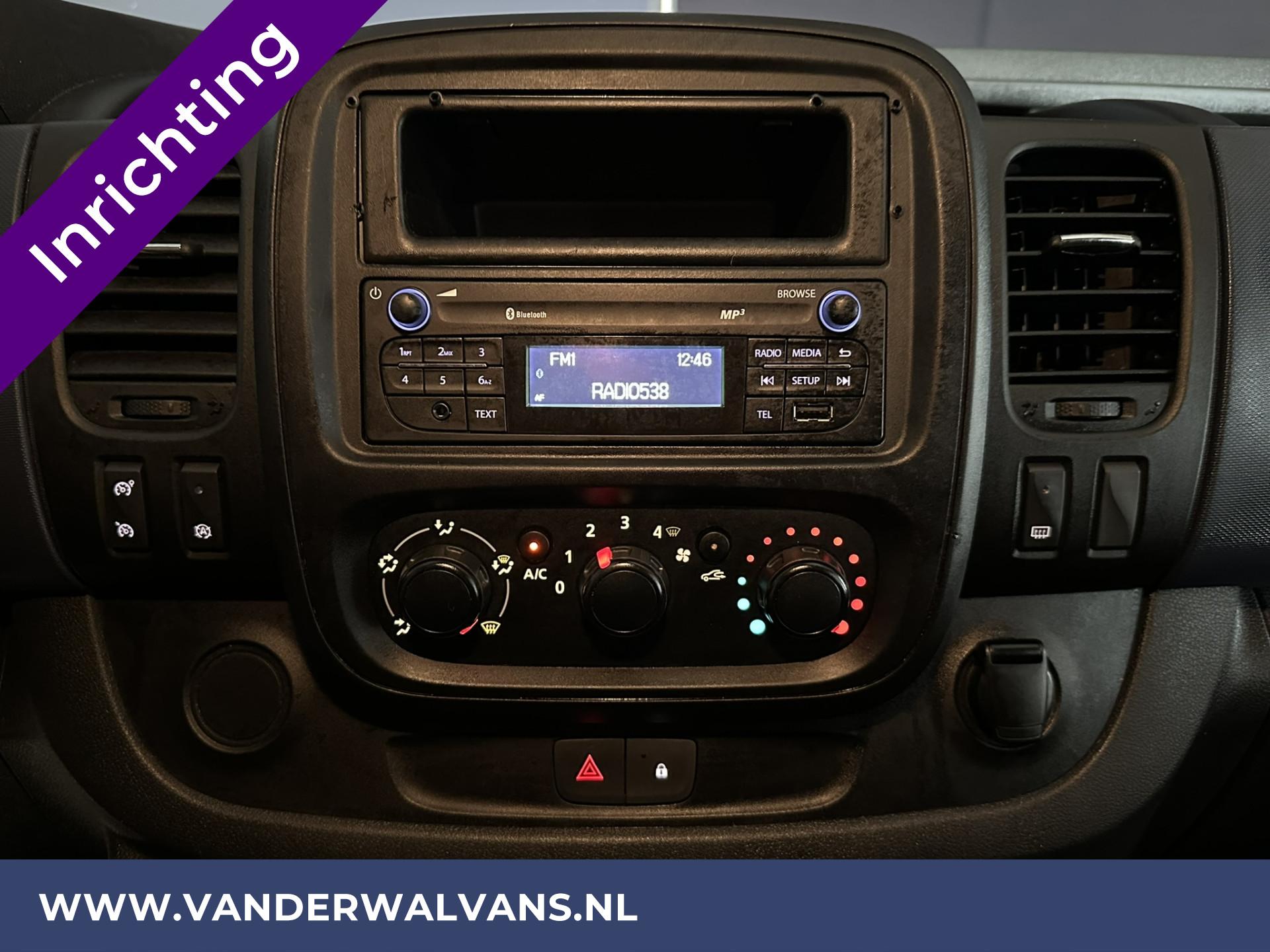 Foto 18 van Opel Vivaro 1.6CDTI 125pk L2H1 inrichting Euro6 Airco | Omvormer | Trekhaak | Camera