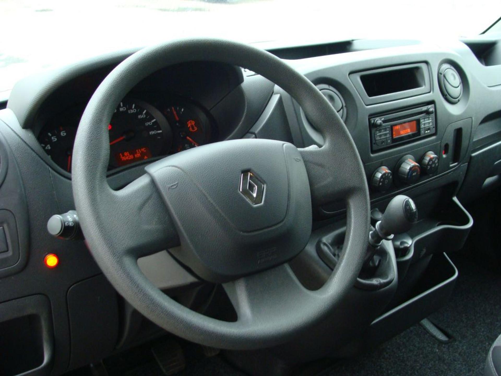 Foto 12 van Humbaur RENAULT MASTER FLEXBOX 130.35  EL - EURO 6 - VJS-63-X